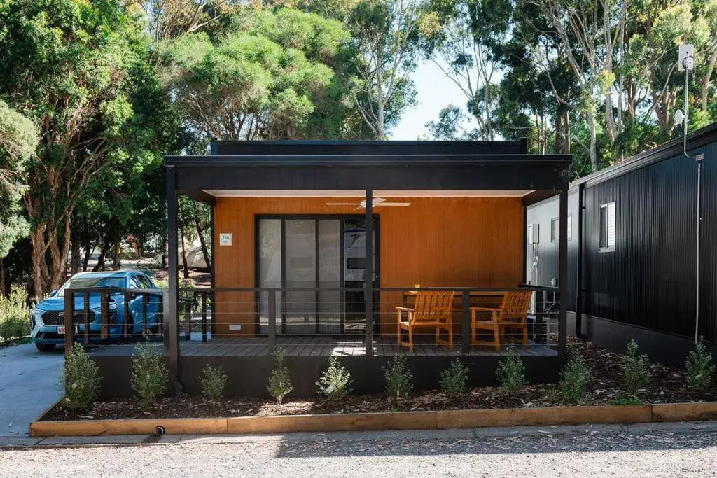 2 Bedroom Family Cabin (Wheelchair Accessible) in BIG4 Yarra Valley Park Lane Holiday Park 2 Bedroom Family Cabin (Wheelchair Accessible) in BIG4 Yarra Valley Park Lane Holiday Park