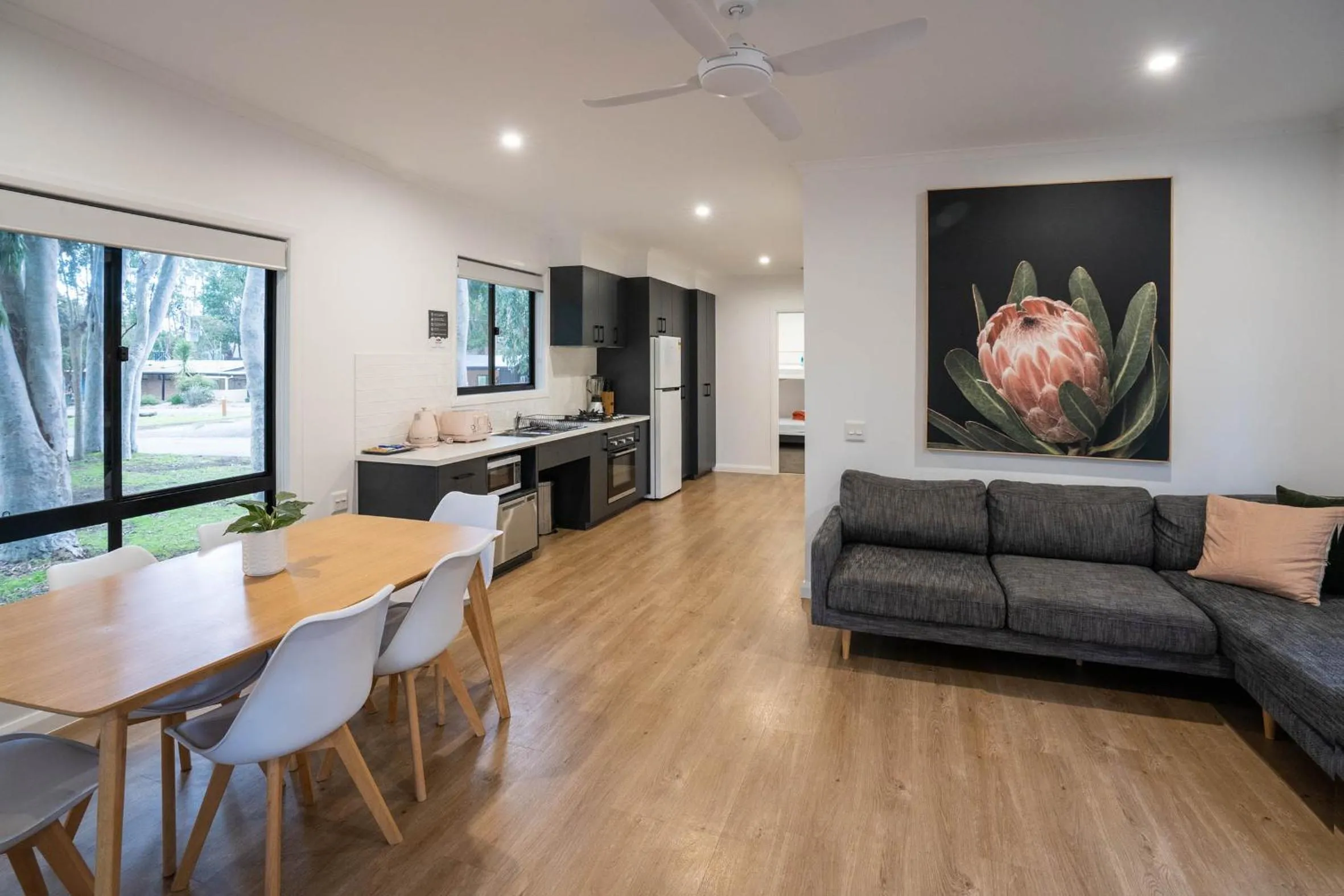 Kitchen or kitchenette in BIG4 Yarra Valley Park Lane Holiday Park
