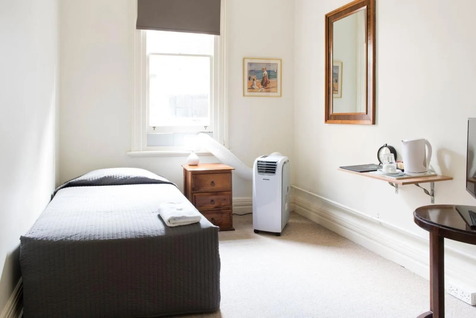 Bedroom in Mercantile Hotel