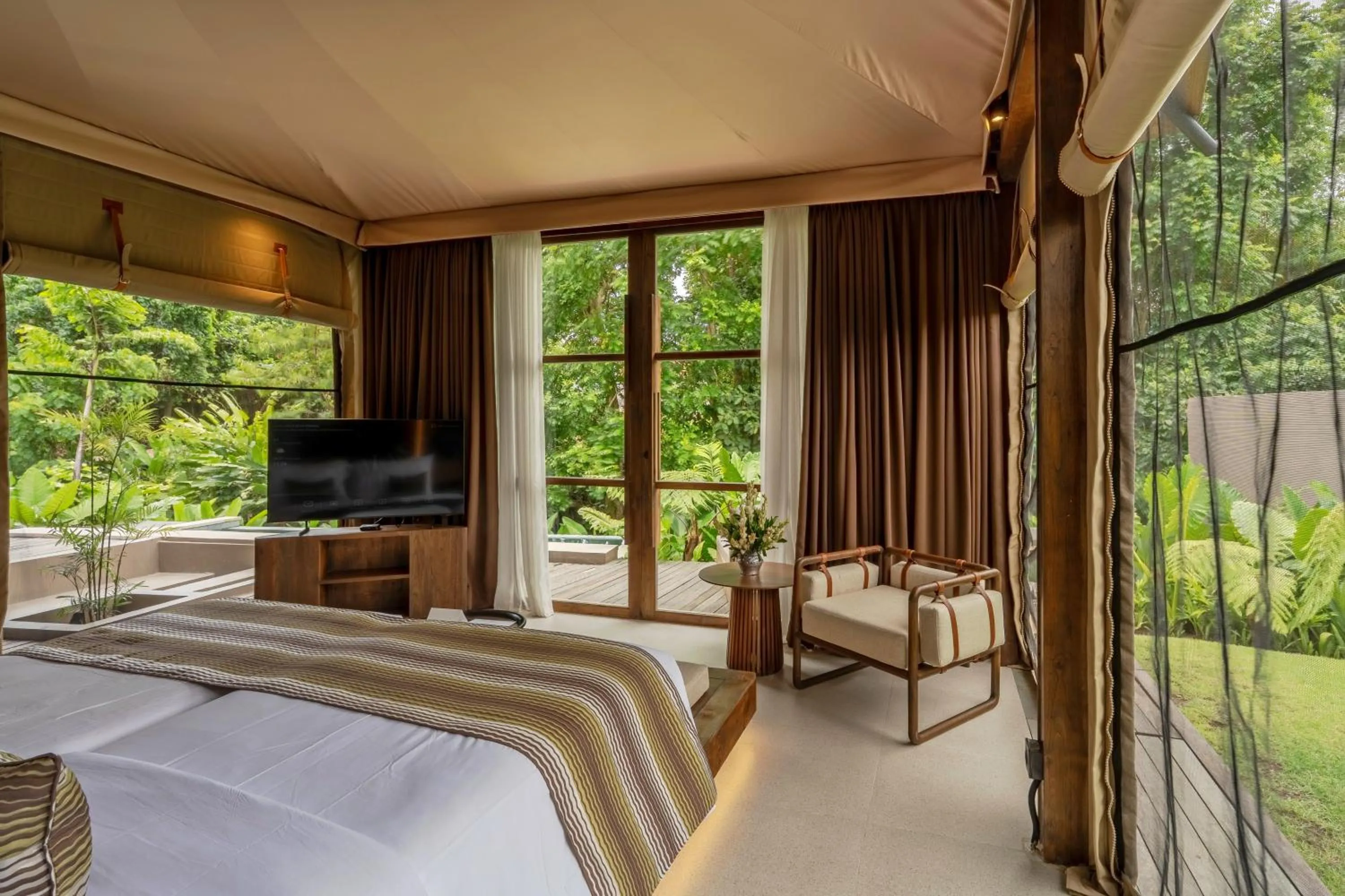 Bed in Ubud Mas Glamping Luxury Tent