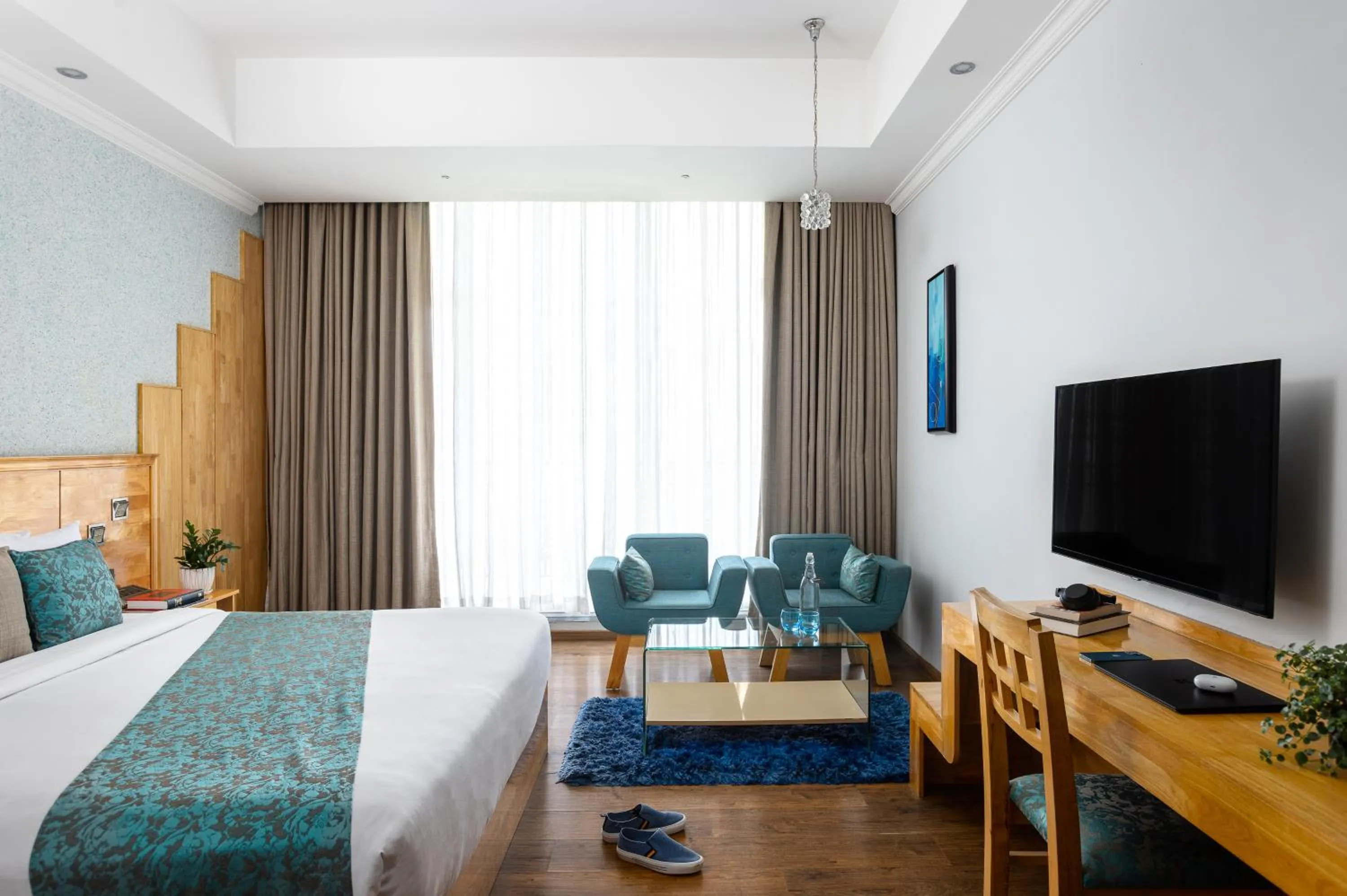 Bed in The Panoramic Getaway