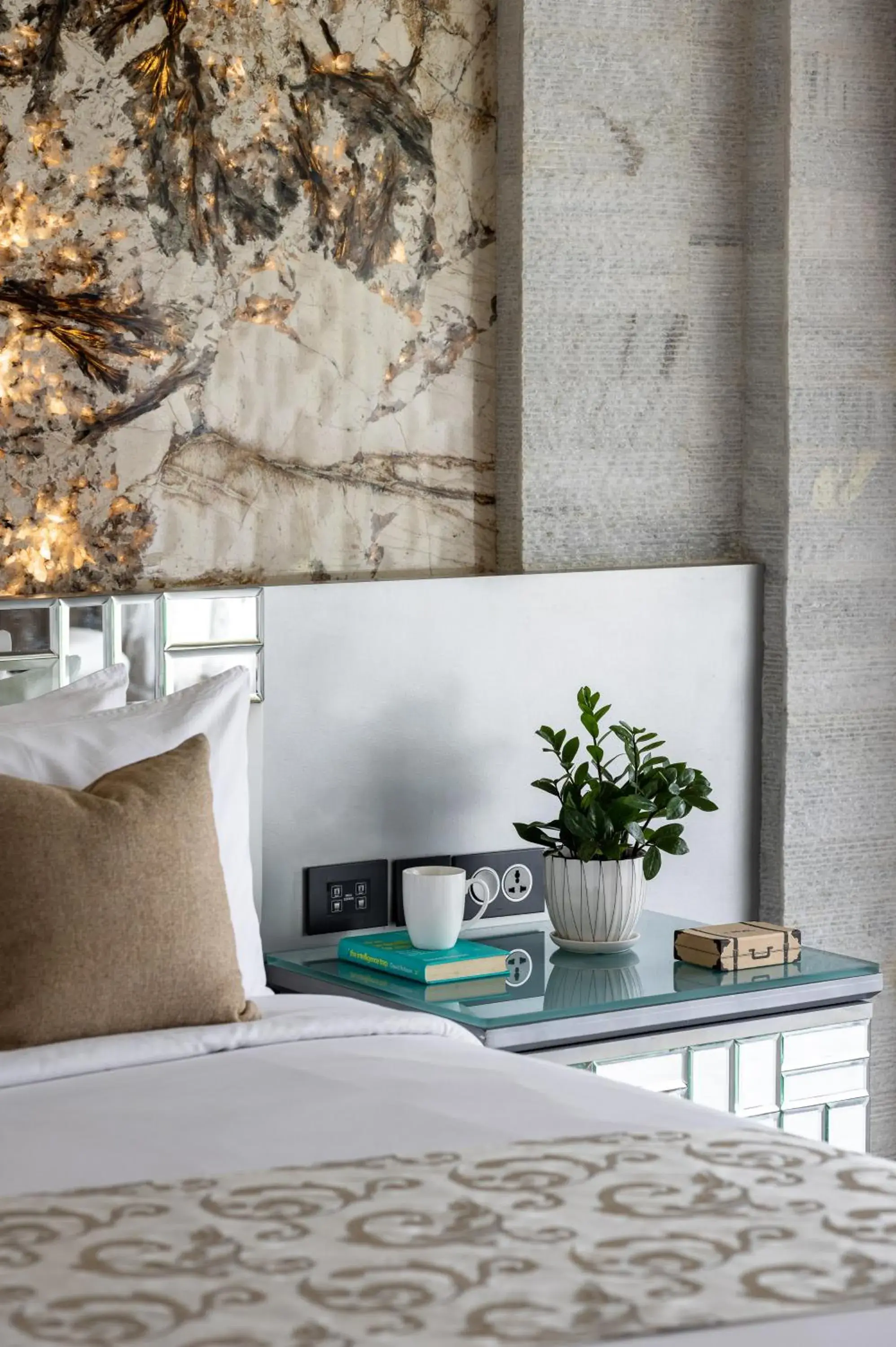 Bed in The Panoramic Getaway Bed in The Panoramic Getaway