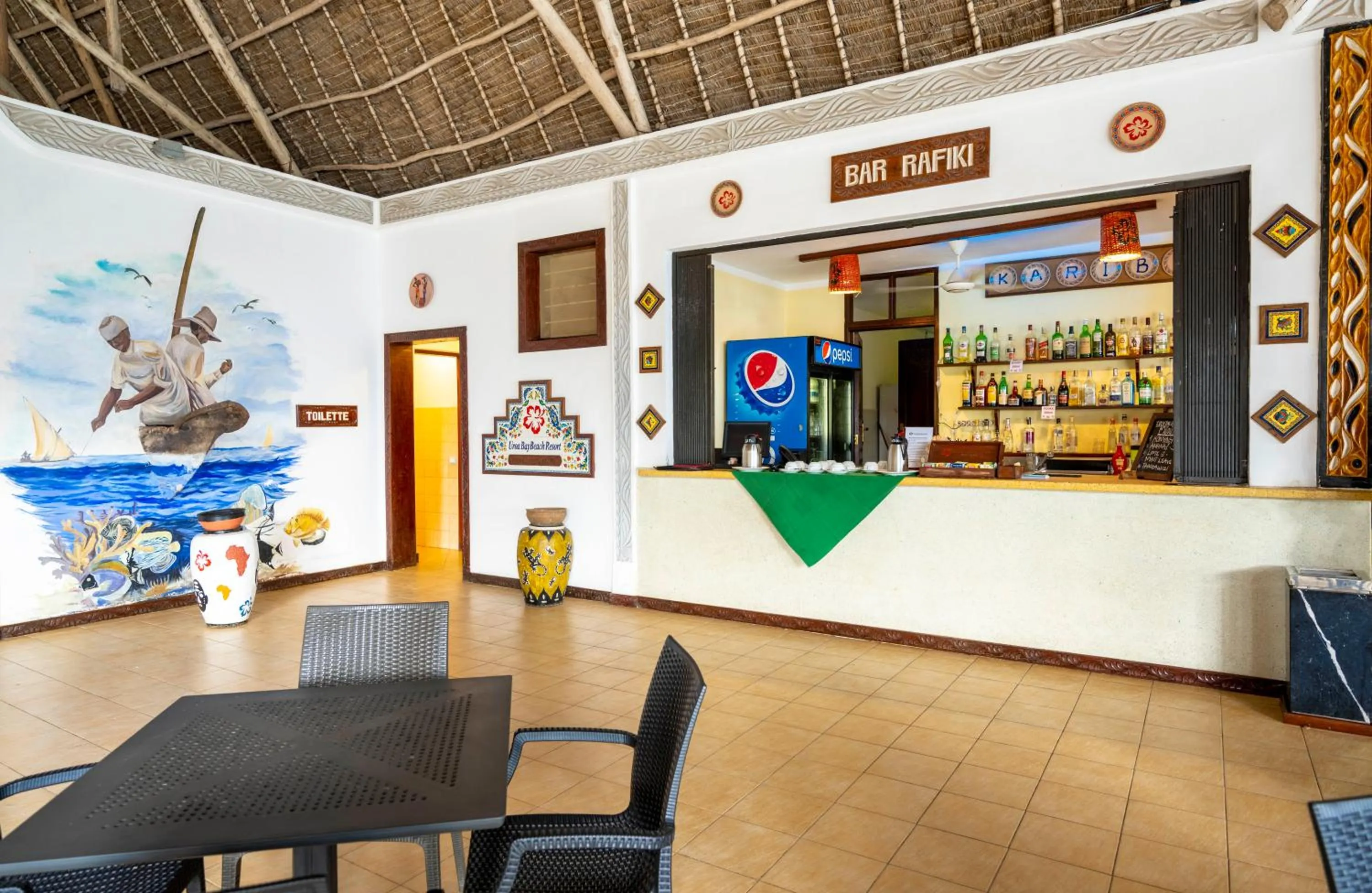 Restaurant/places to eat in JAZ Adonia