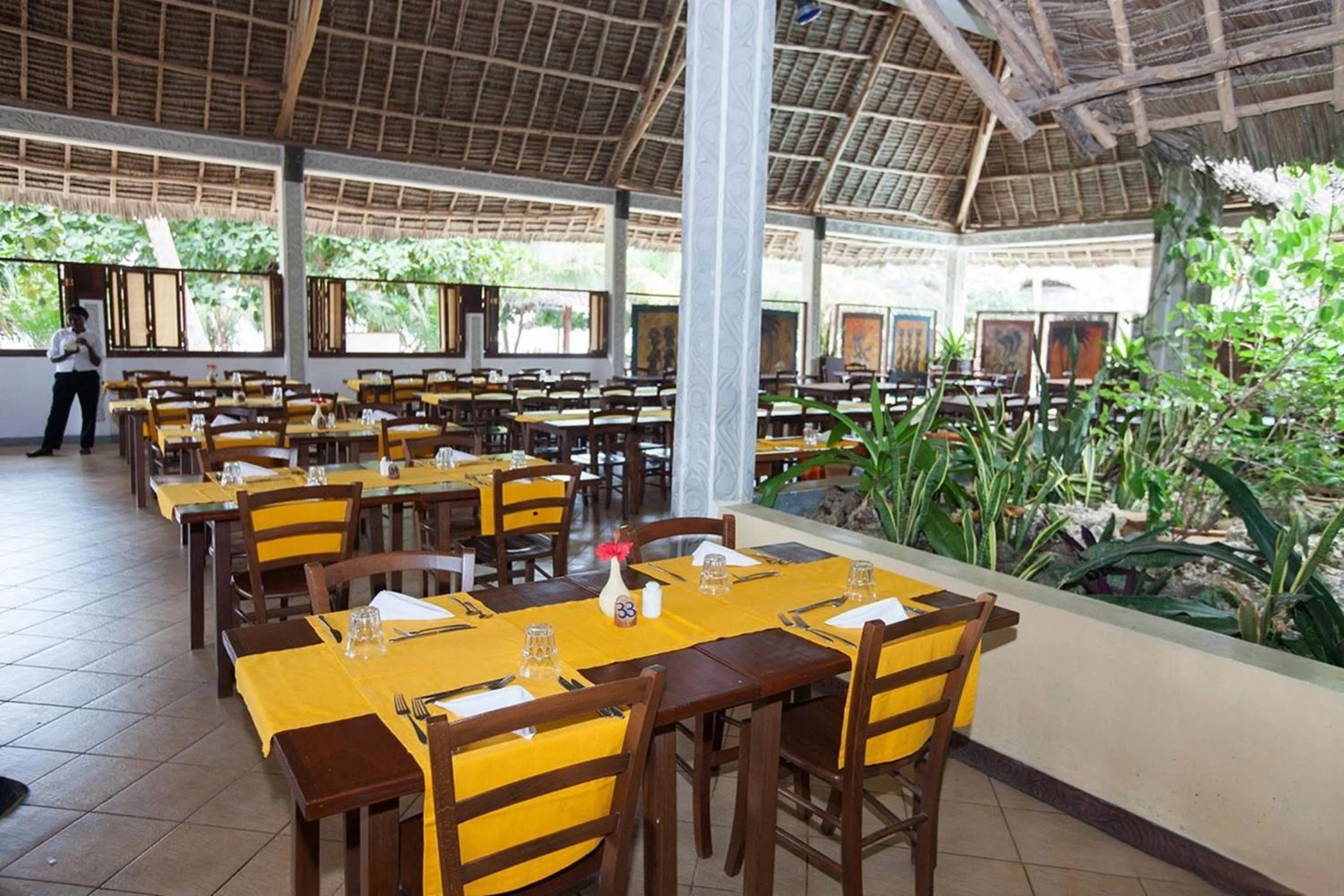 Restaurant/places to eat in JAZ Adonia