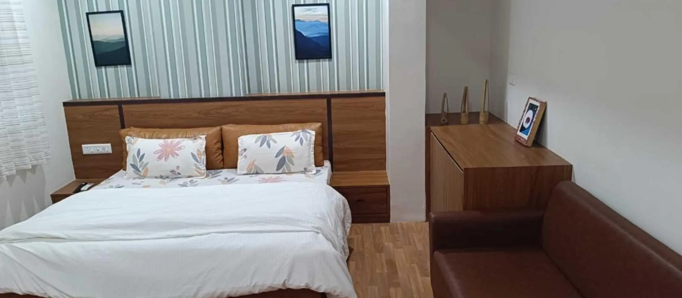 Bed in Hotel Green Park - Sector 11