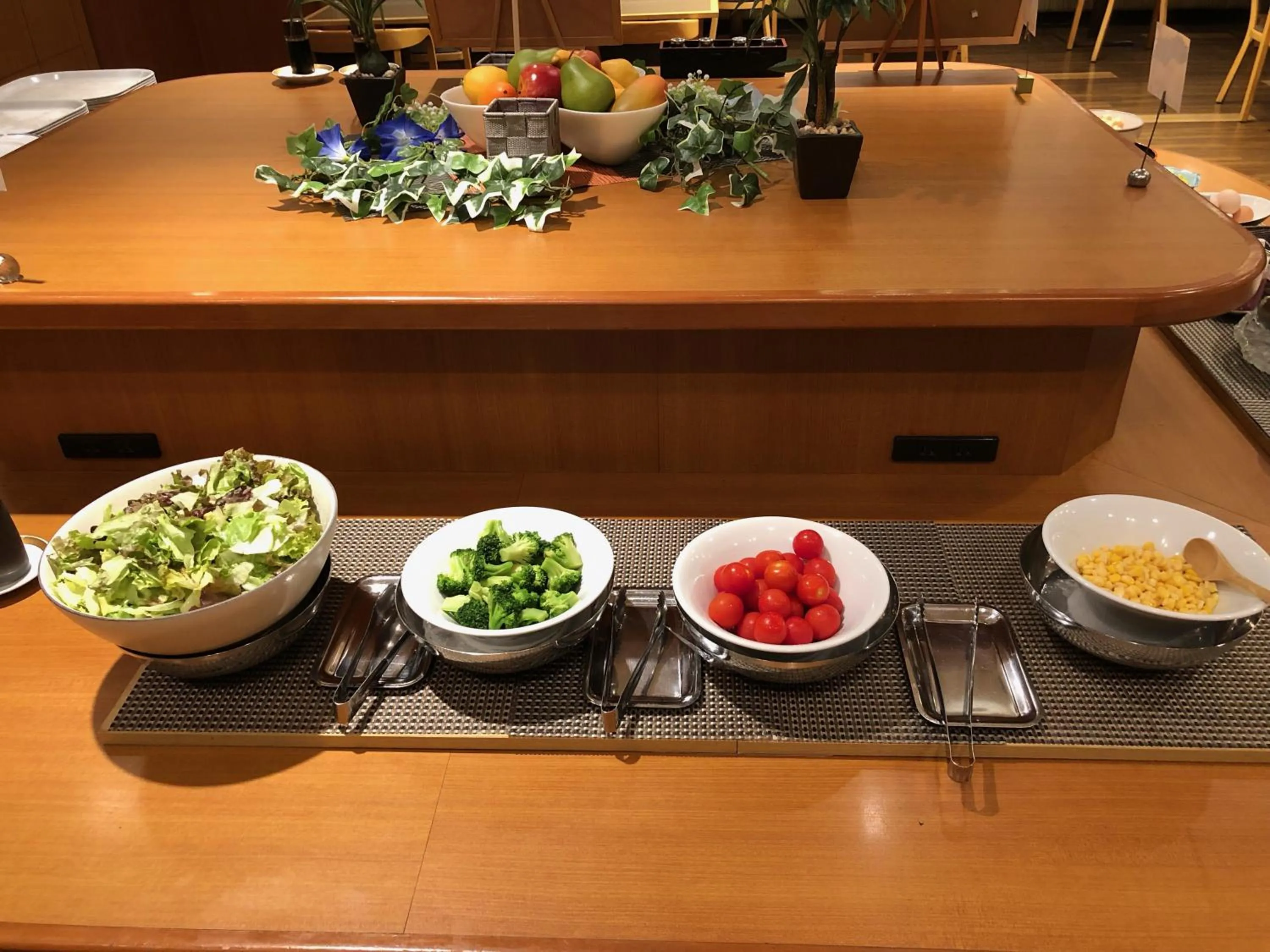 Restaurant/places to eat in Smile Hotel Tokushima