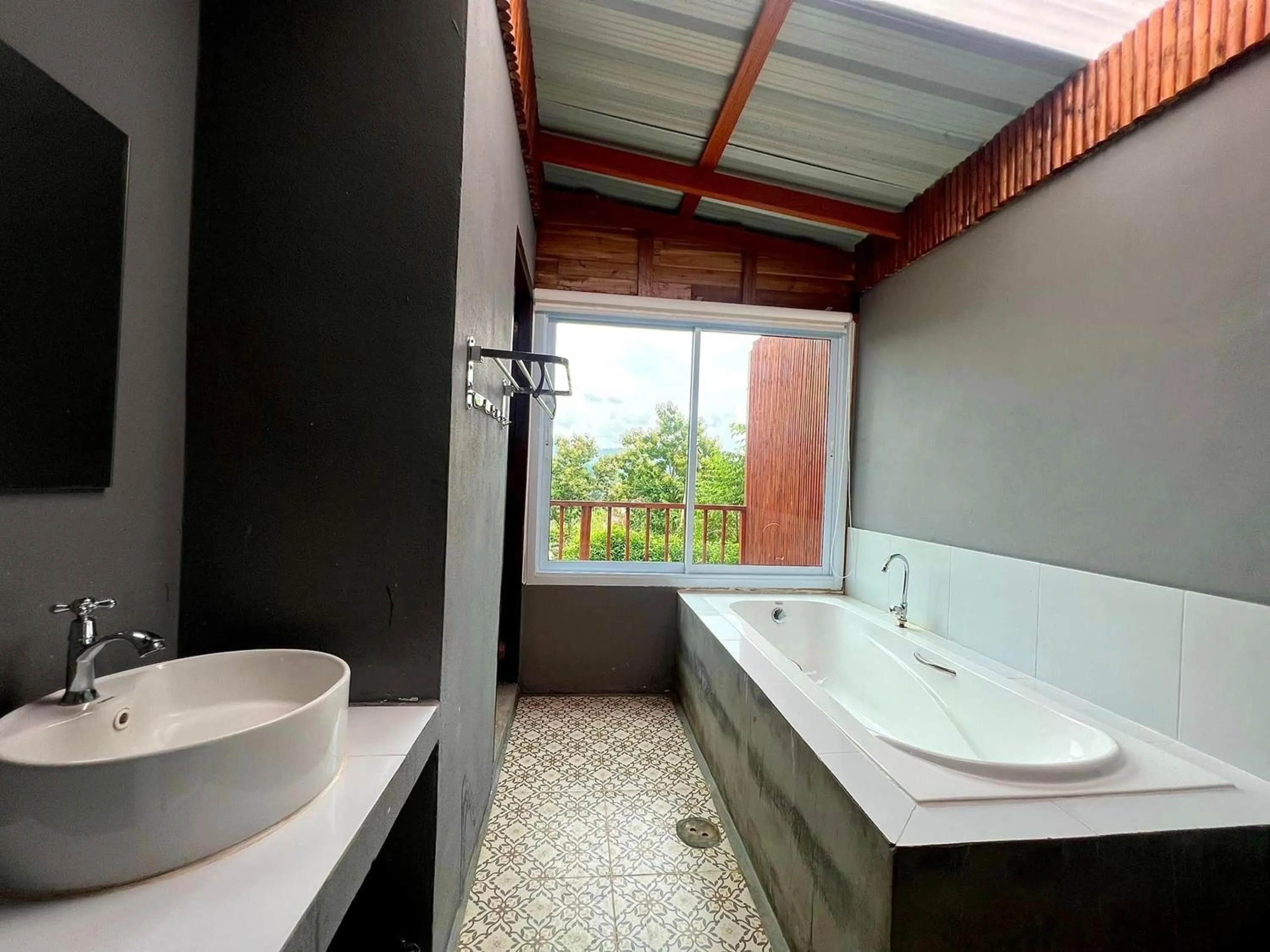 Bathroom in Fuang Dao Mountain Resort