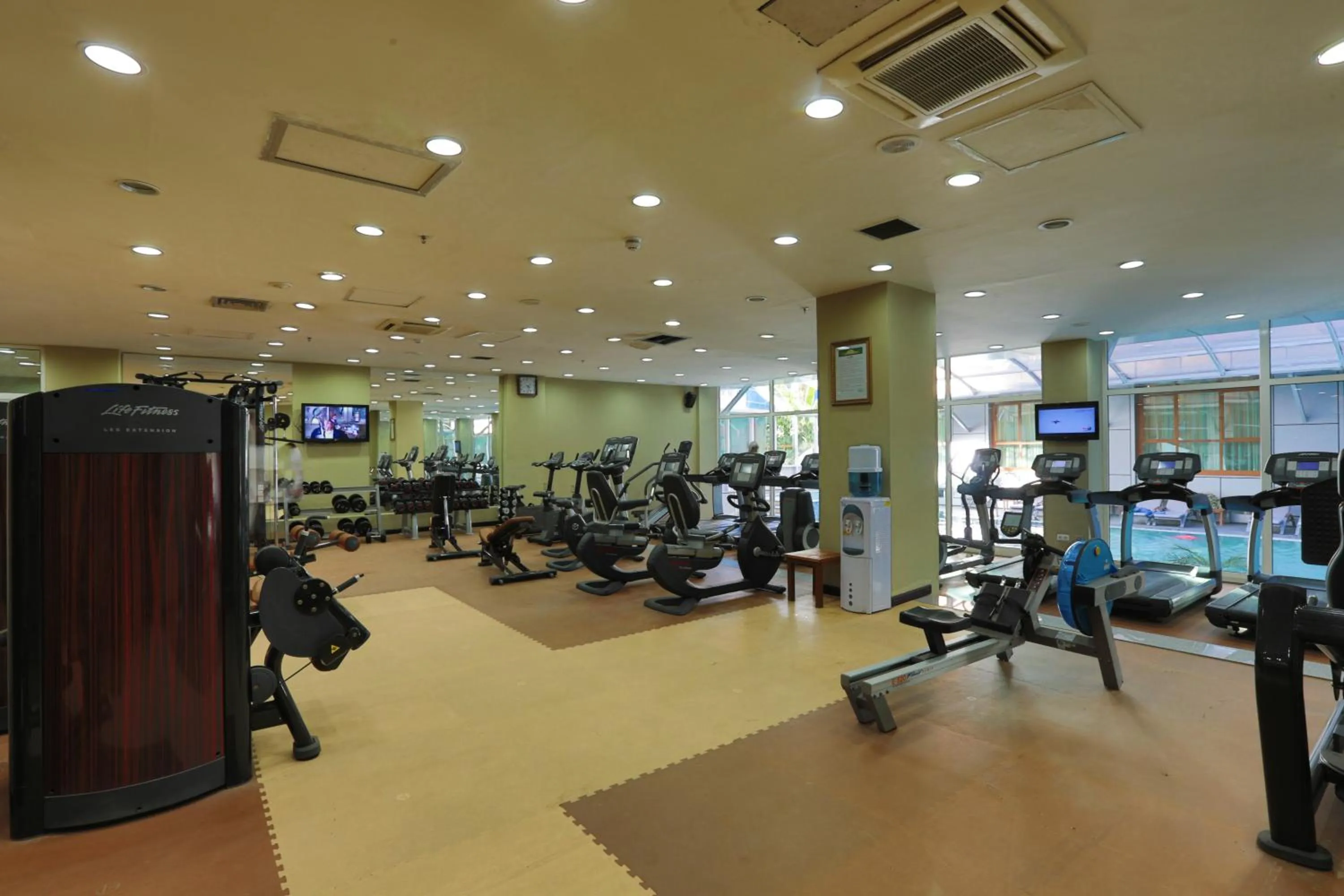 Fitness centre/facilities in Harmony Hotel