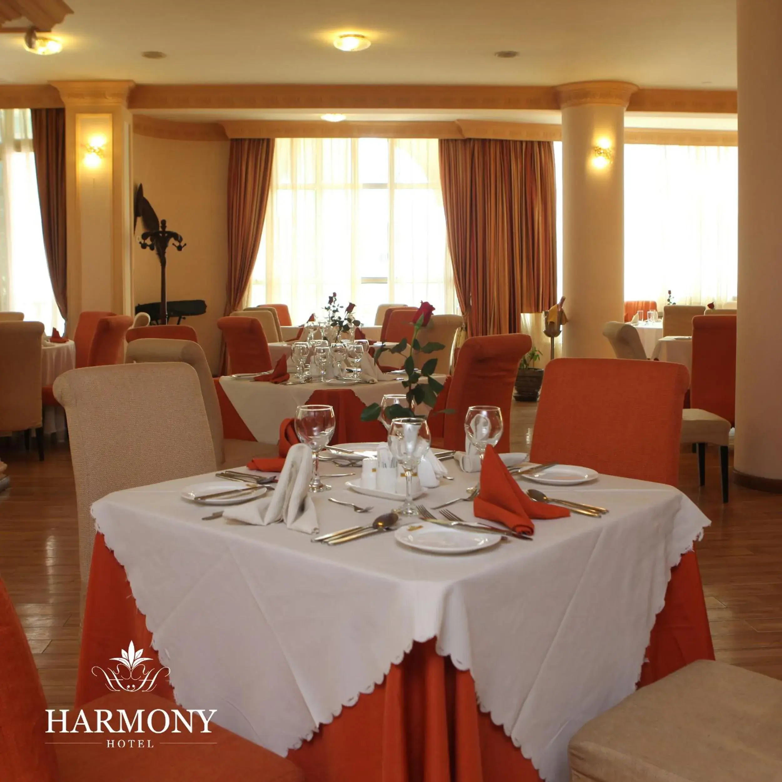 Restaurant/places to eat in Harmony Hotel Restaurant/places to eat in Harmony Hotel