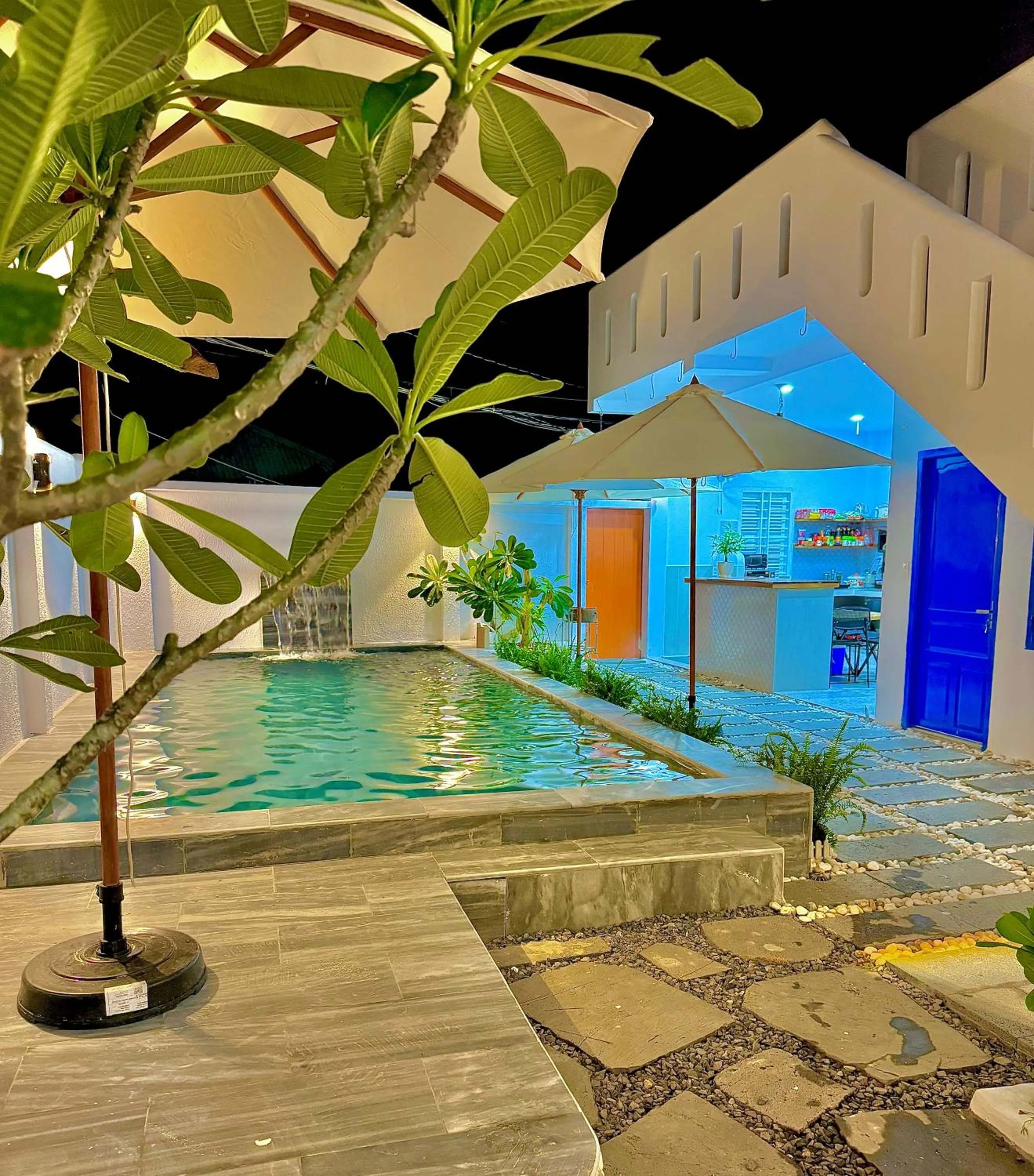 Night in A House - homestay Mui Ne