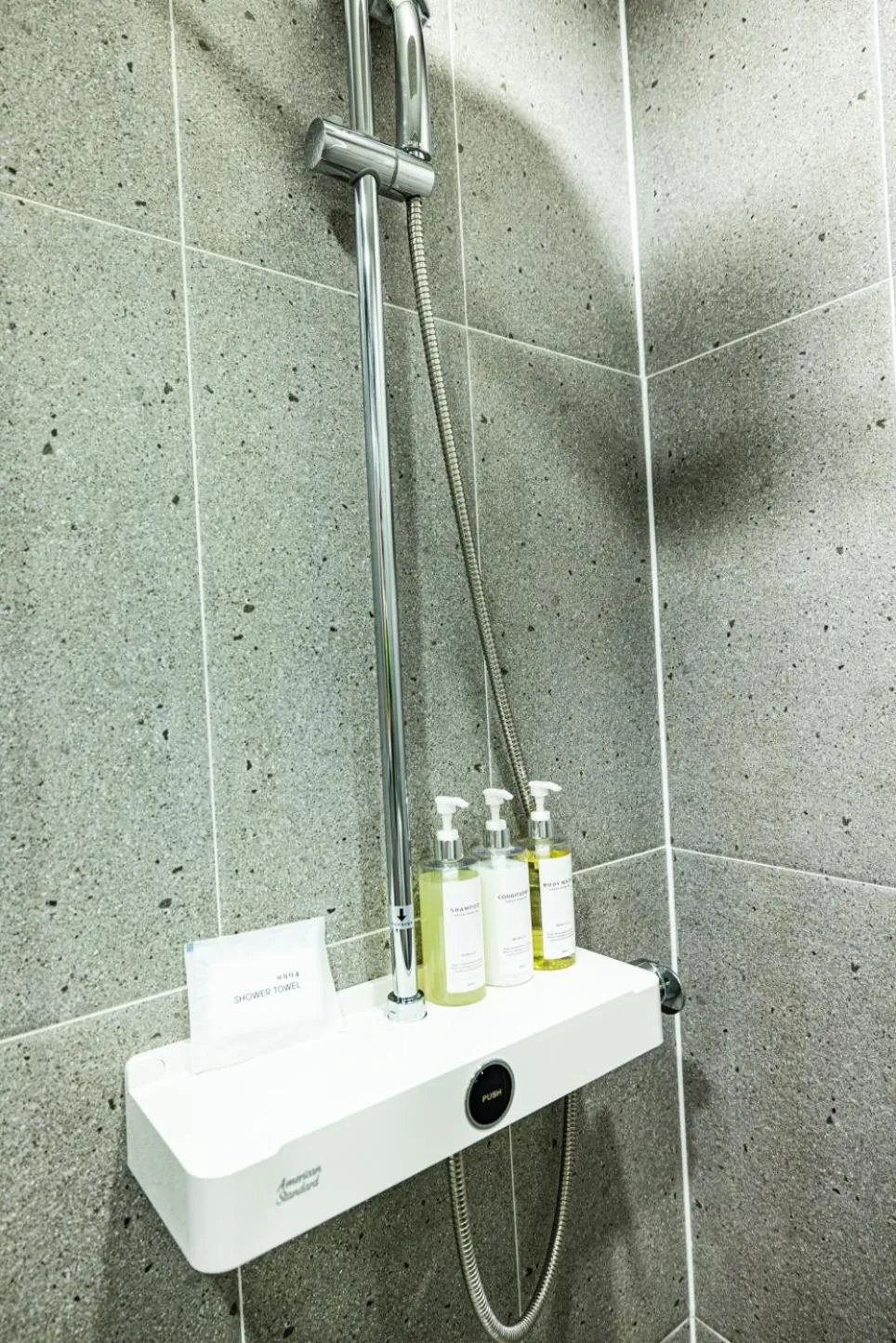 Shower in Raviens Haeundae Avenue