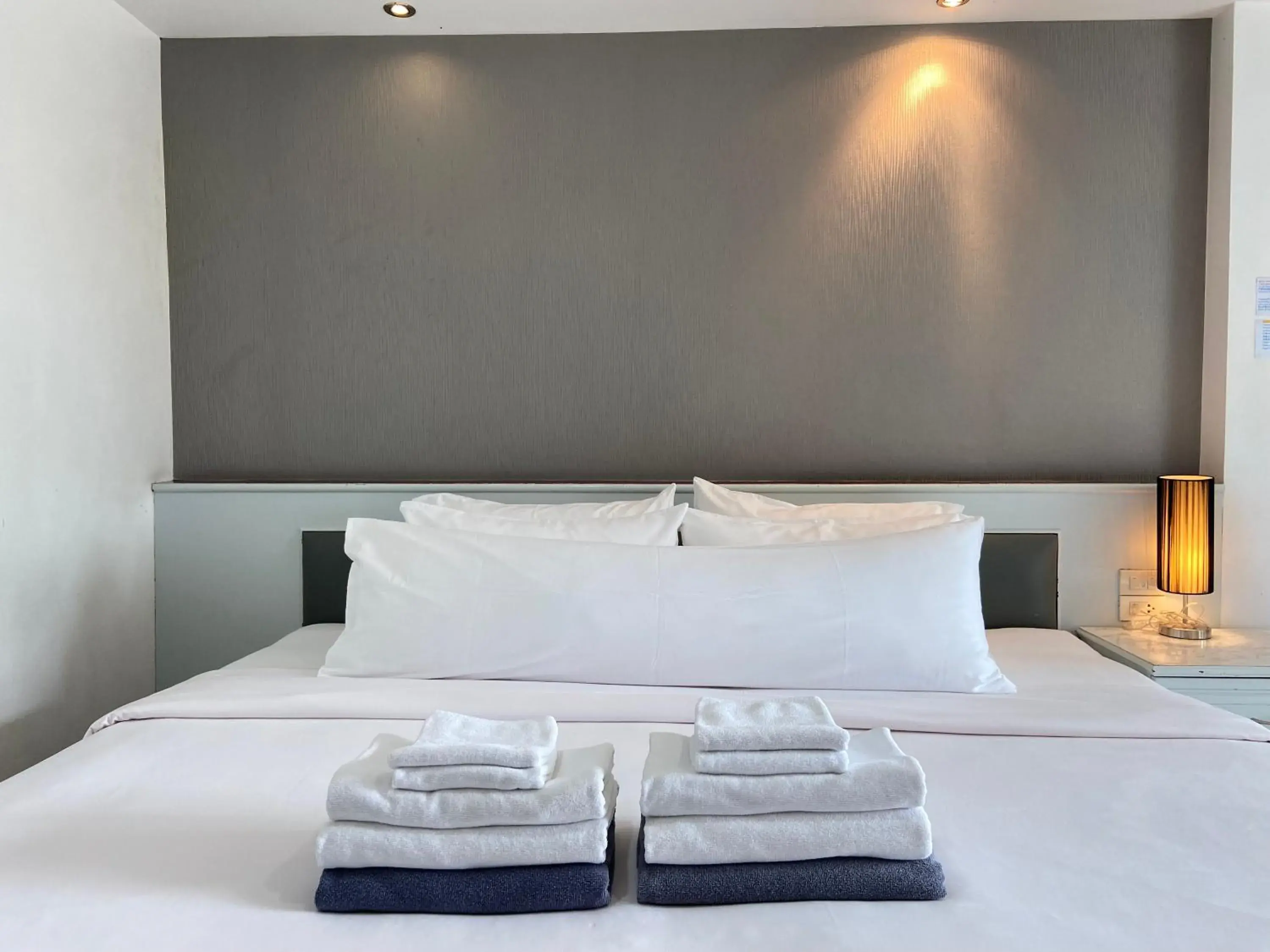 Bed in KP Seaview Jomtien Bed in KP Seaview Jomtien