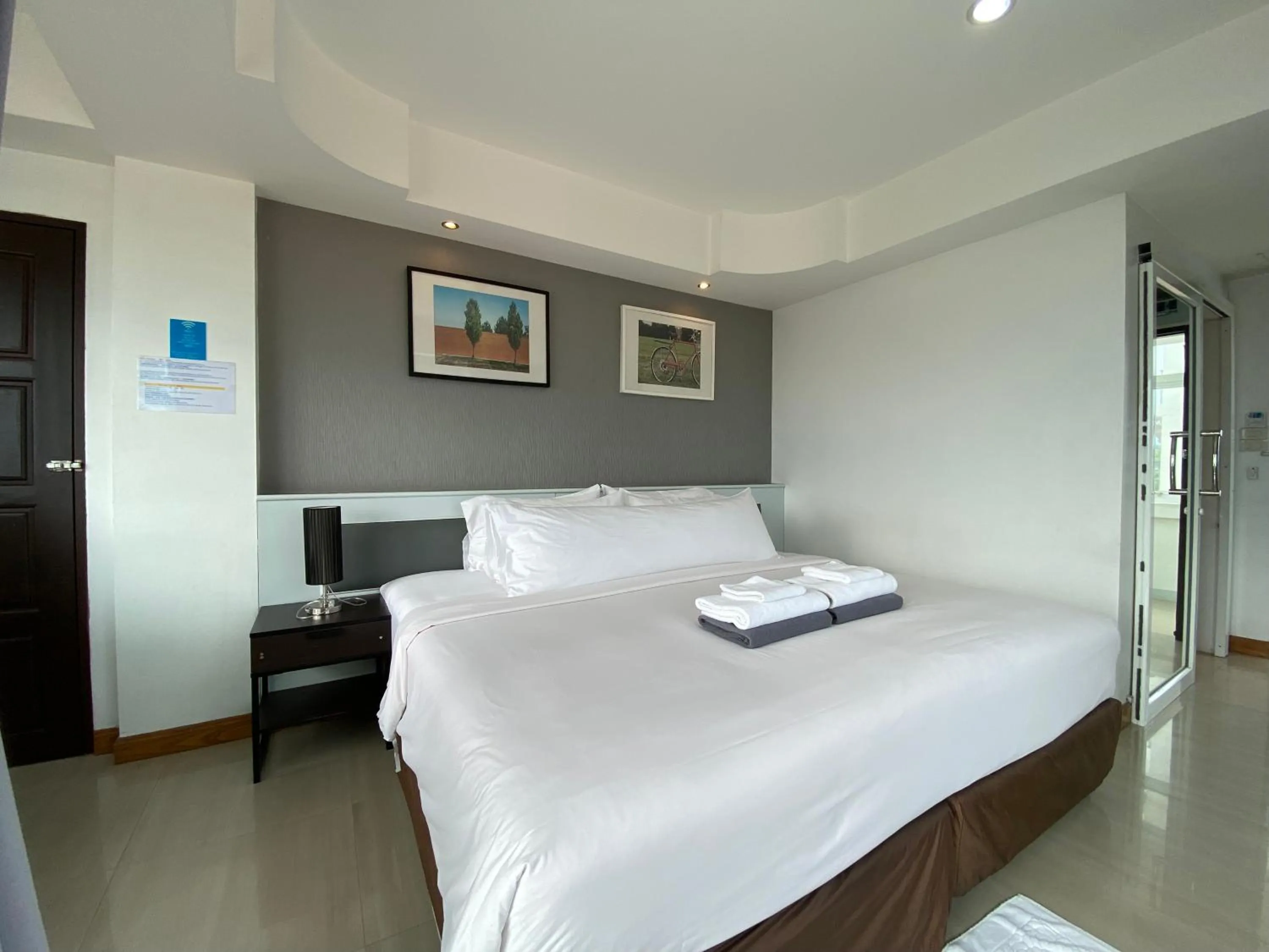 Bed in KP Seaview Jomtien