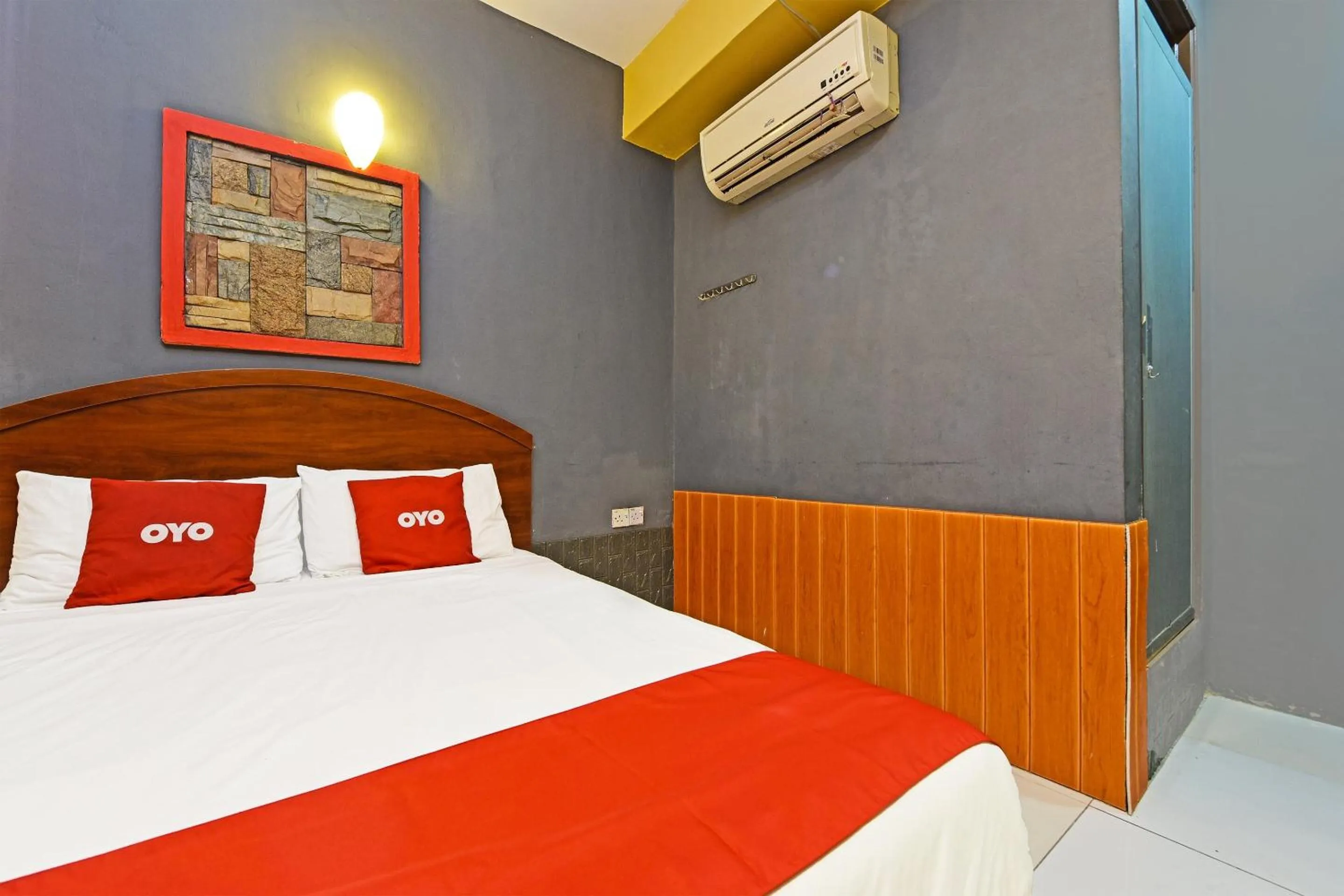 Bedroom, Bed in OYO 89656 Melati Hotel Nilai
