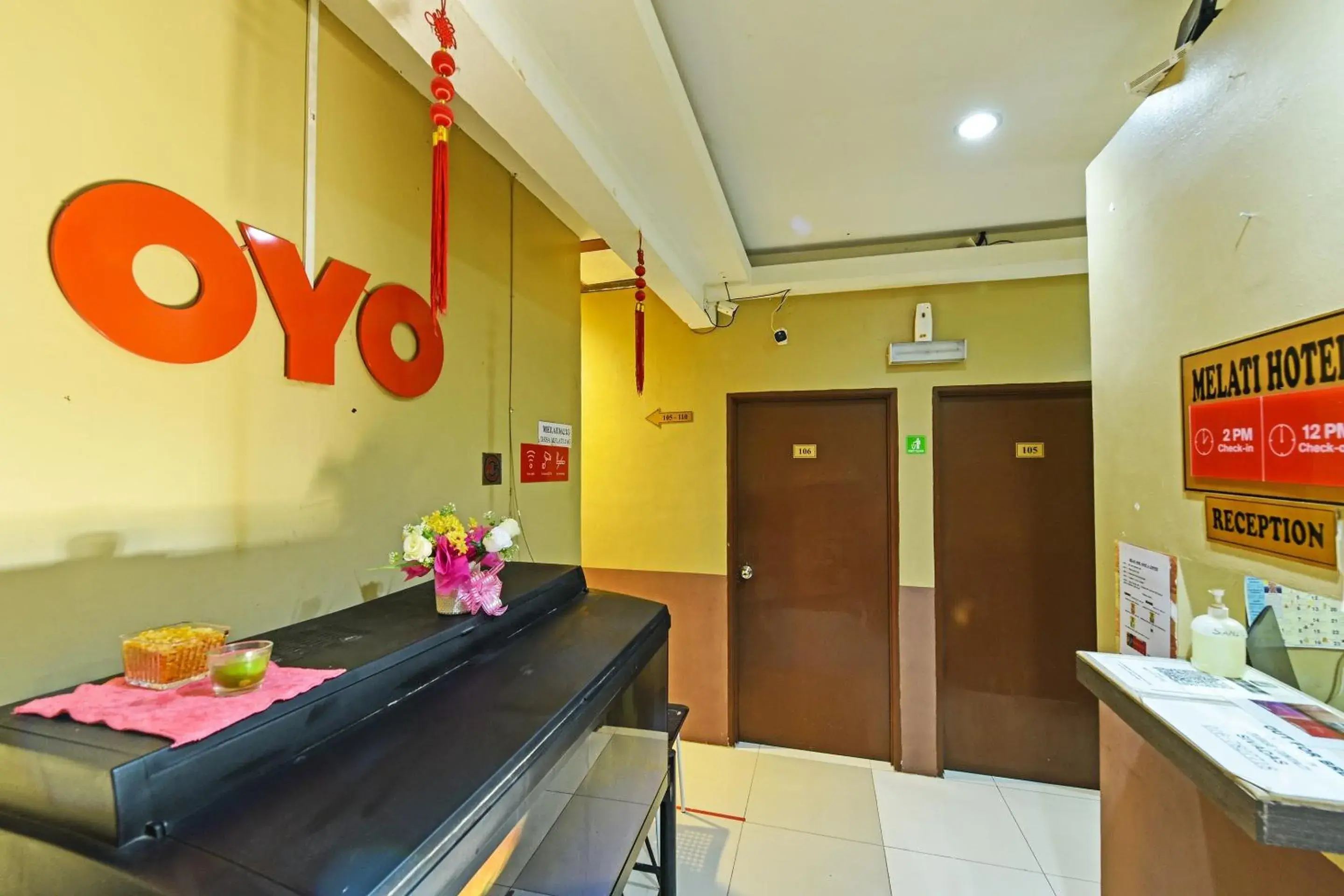 Lobby or reception in OYO 89656 Melati Hotel Nilai Lobby or reception in OYO 89656 Melati Hotel Nilai