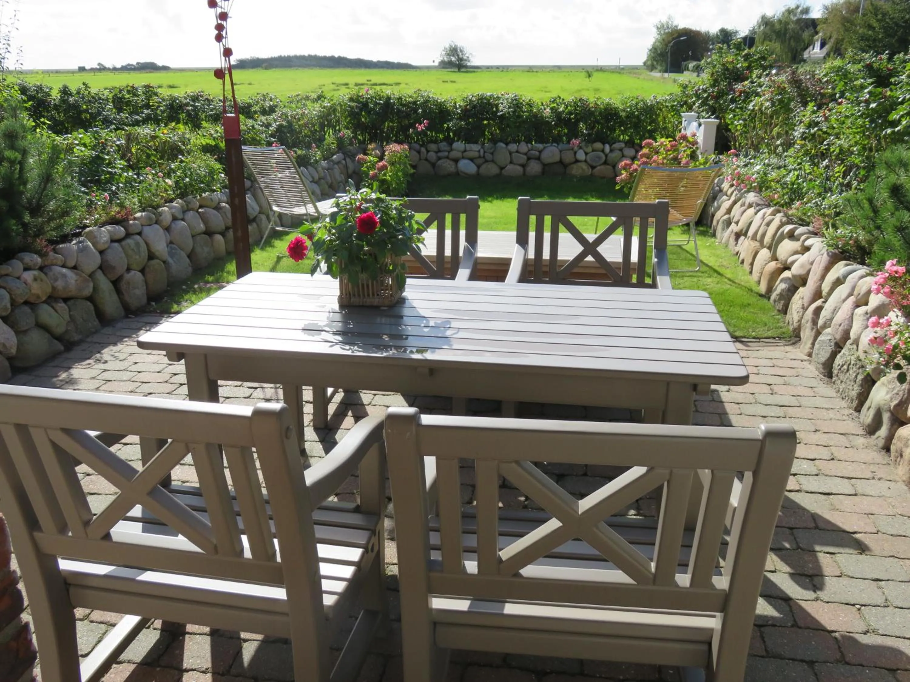 Garden in Ferienhaus Weetstich