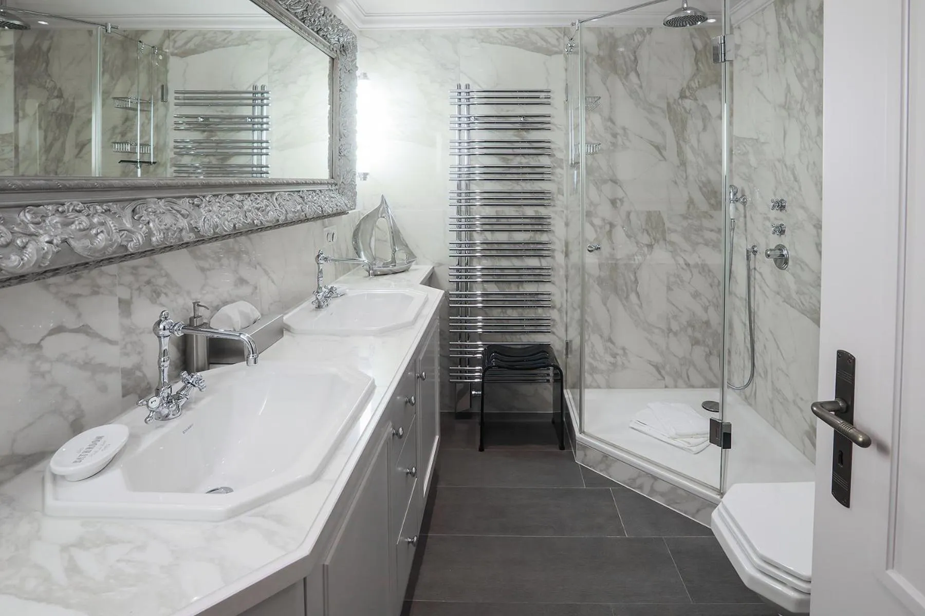 Bathroom in Ferienhaus Weetstich