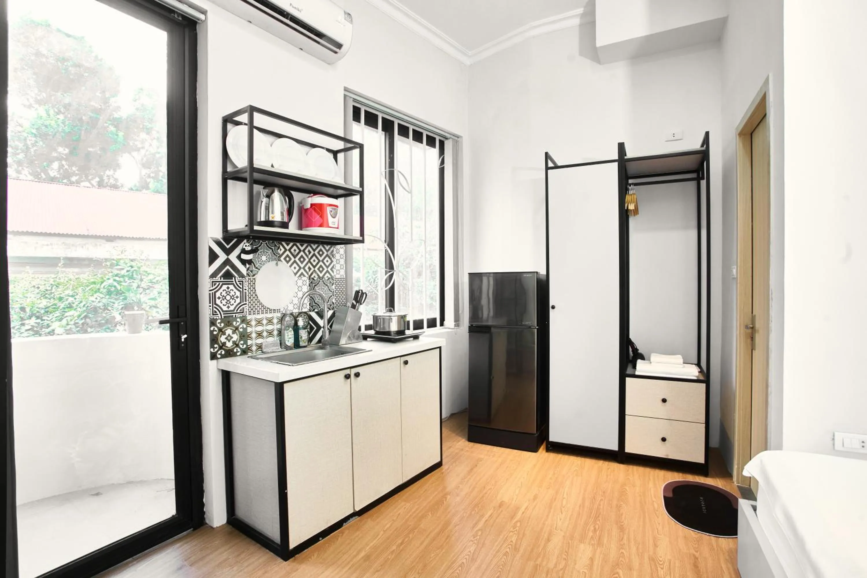 Kitchen or kitchenette in Eco Nest Hotel & Apartment