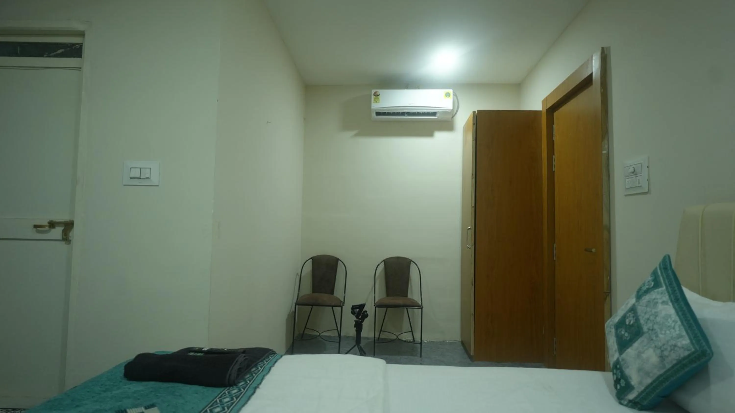 Bed in Hotel Mahakal Avantika Palace