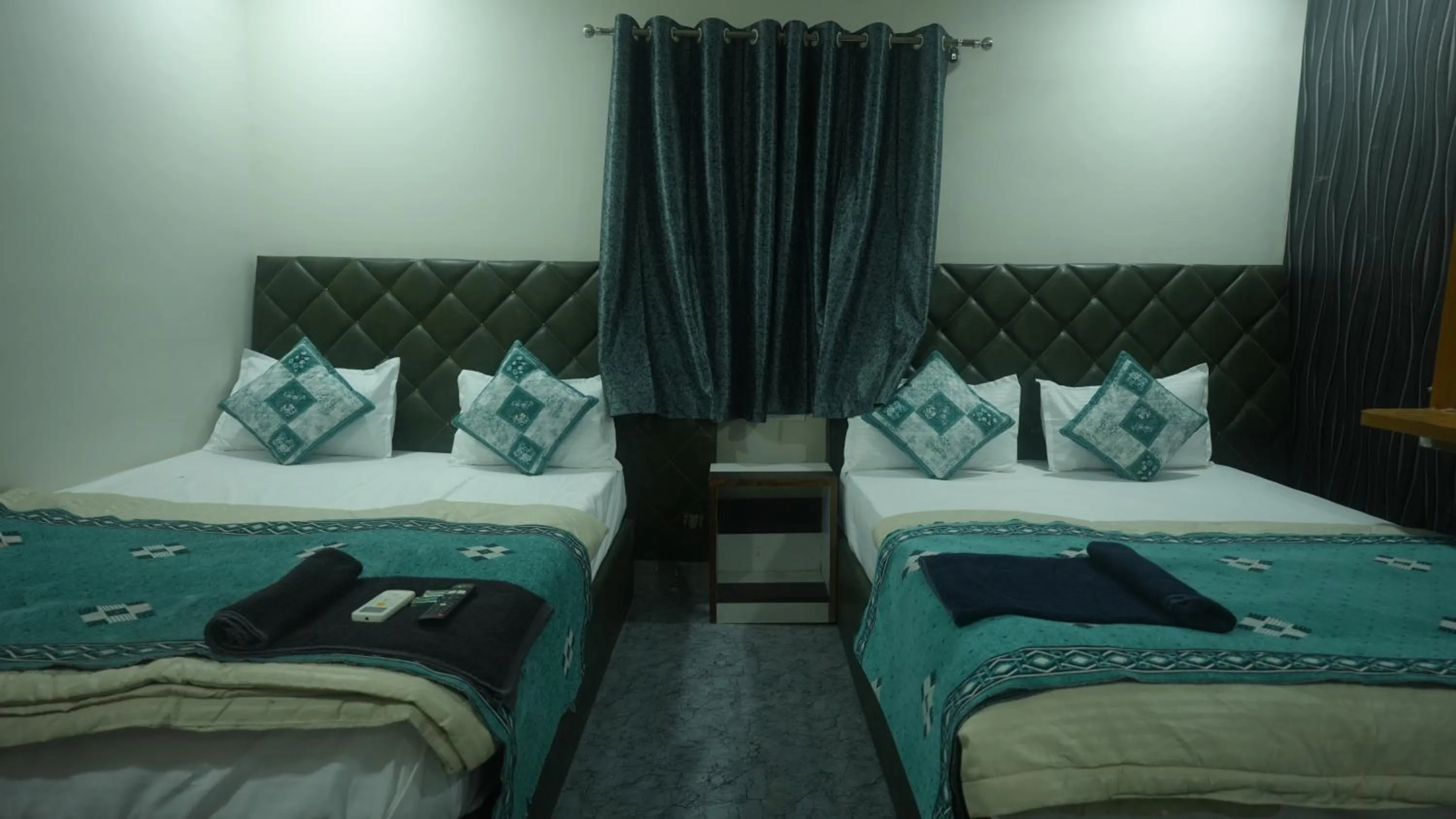 Bed in Hotel Mahakal Avantika Palace