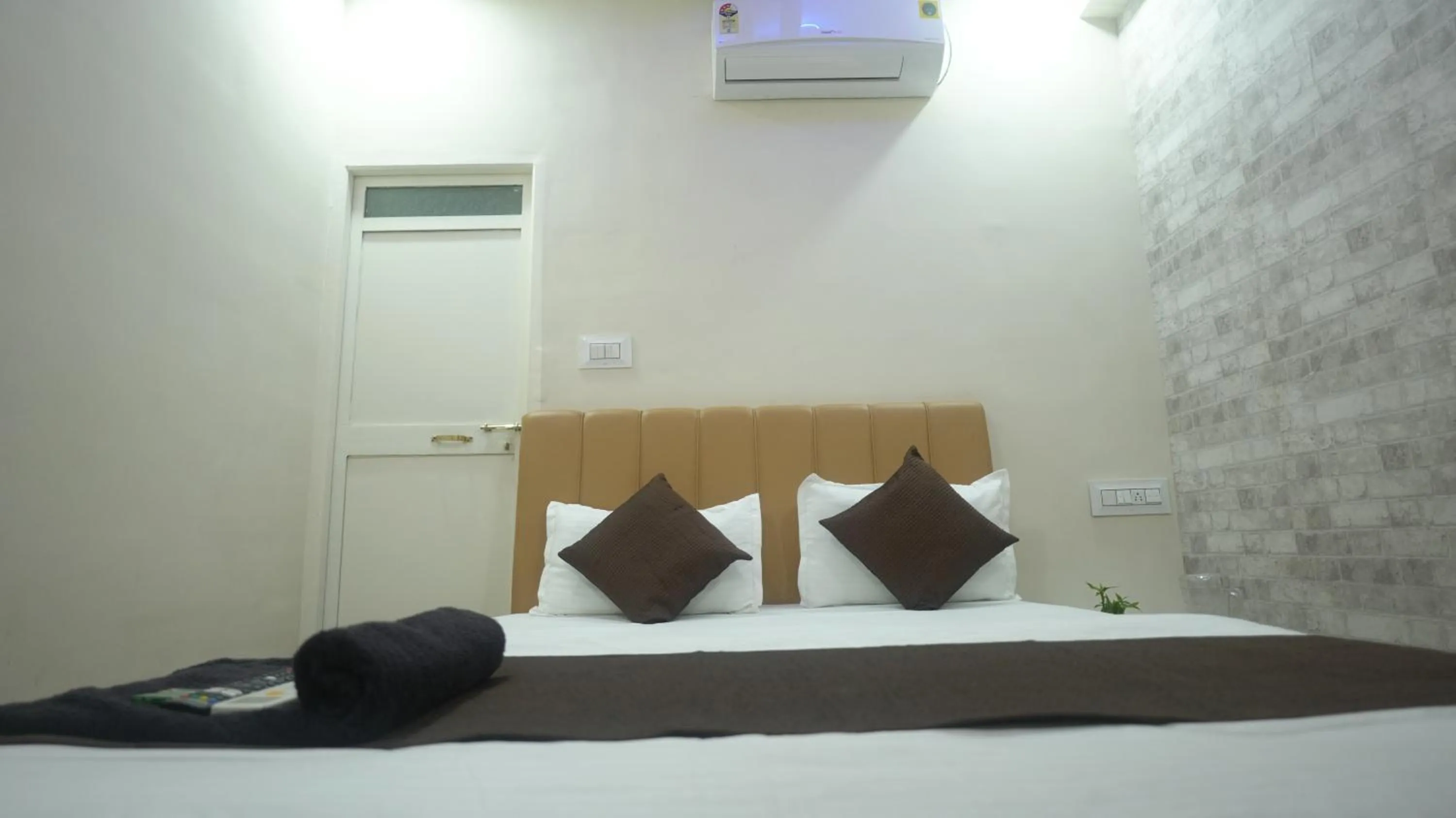 Bed in Hotel Mahakal Avantika Palace