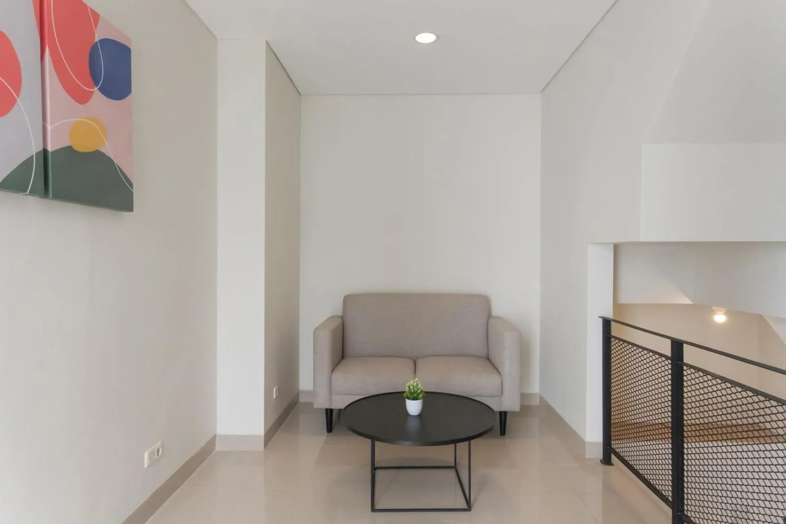 Communal lounge/ TV room in Mono Coliving at BSD City