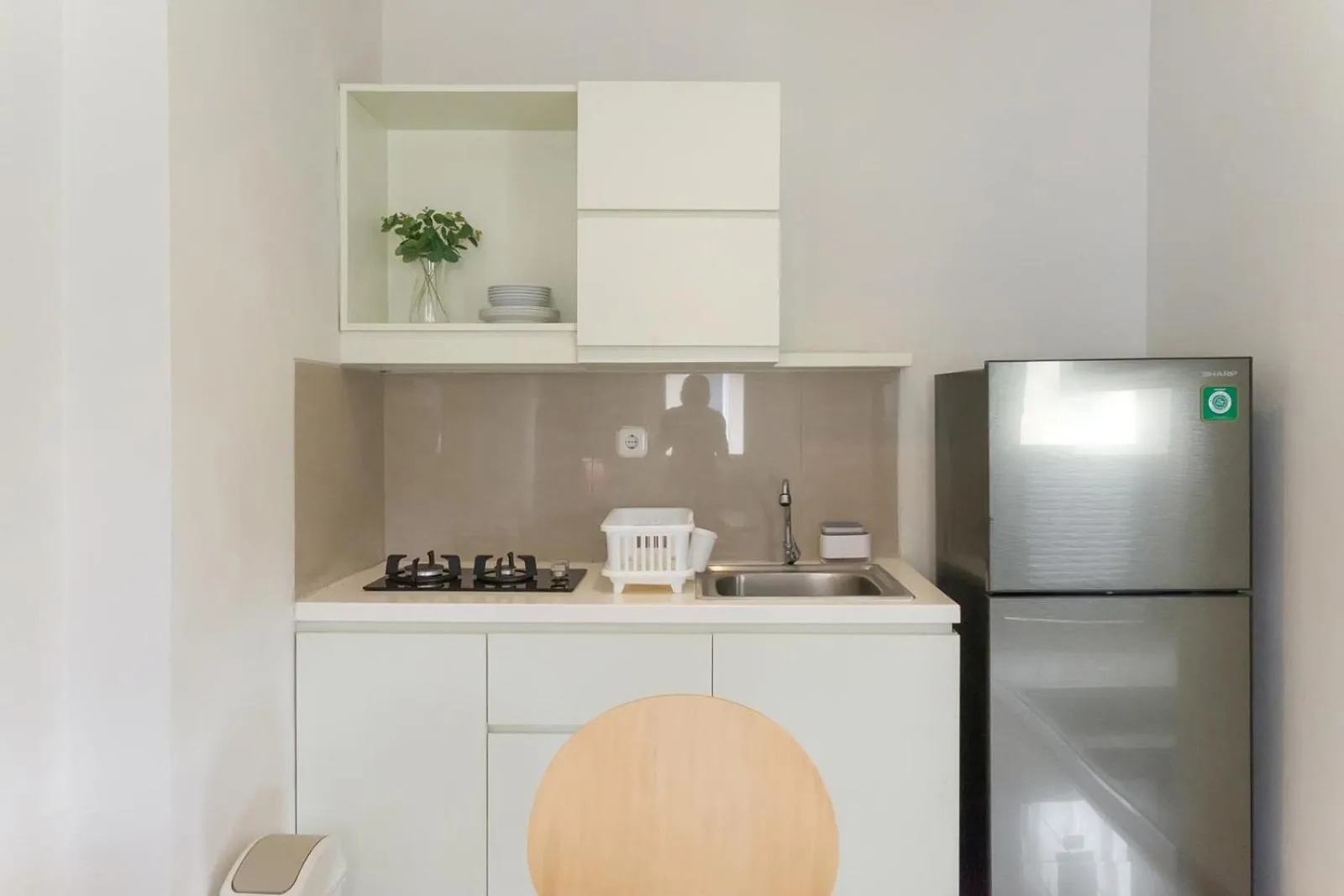 Kitchen or kitchenette in Mono Coliving at BSD City