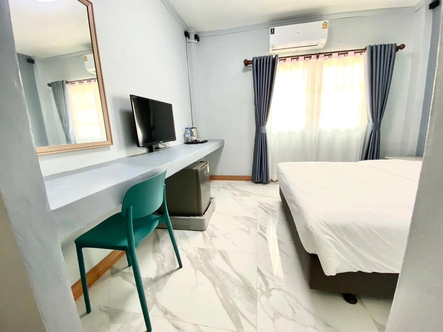 Bed in Chainatgrand Hotel