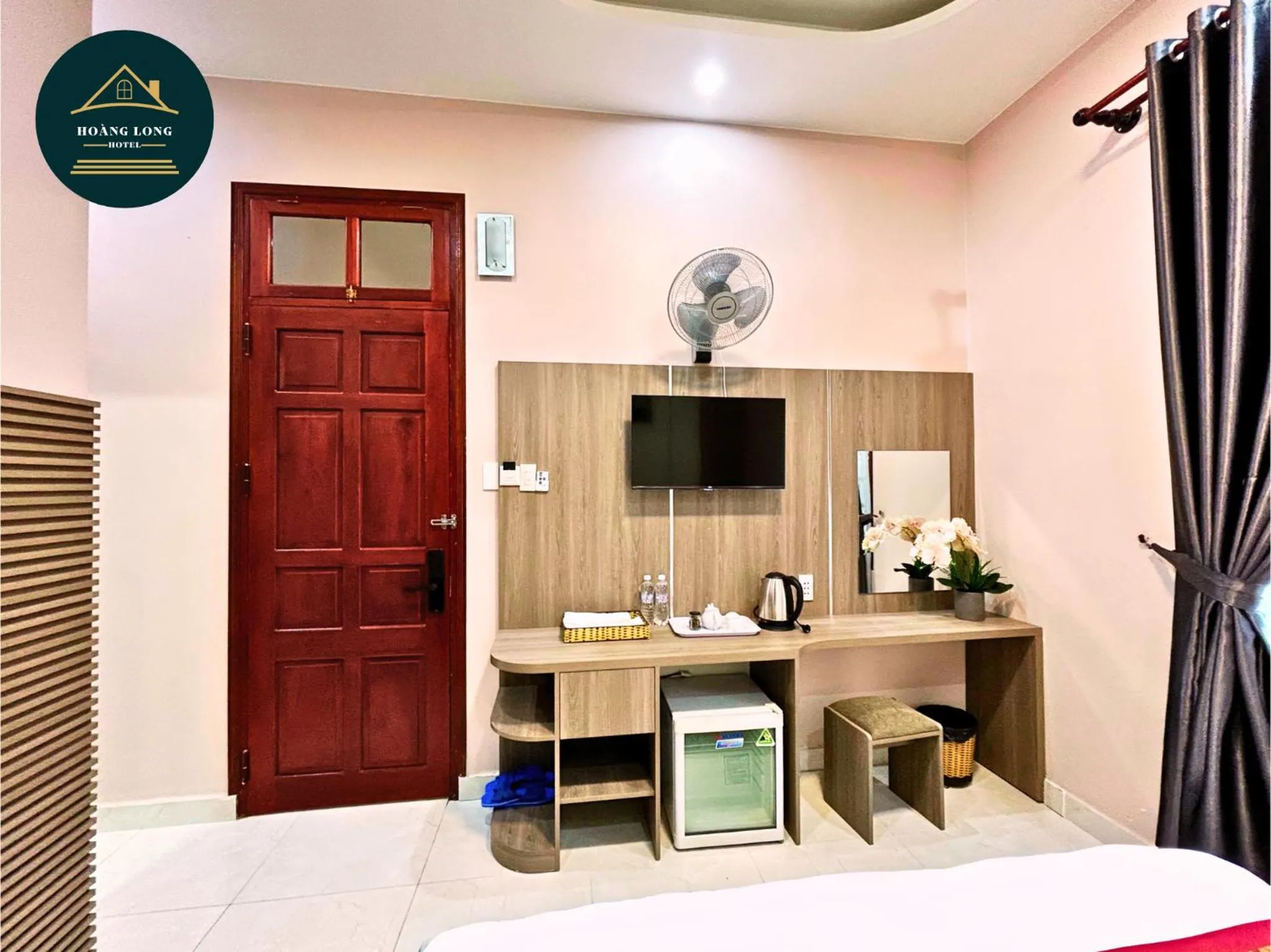 Bed in Hoang Long Hotel Da Lat City