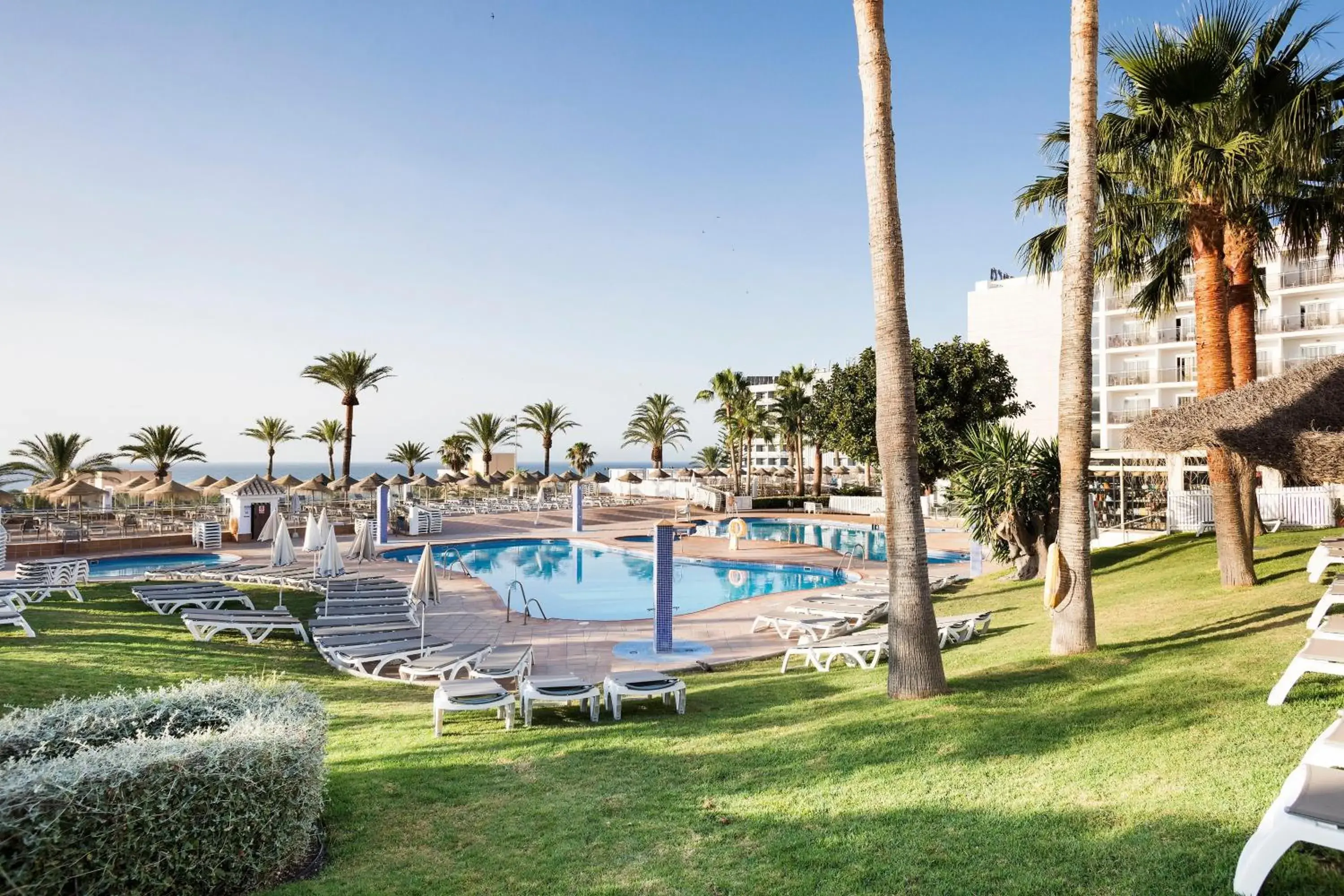 Swimming pool in Hotel Best Siroco Swimming pool in Hotel Best Siroco