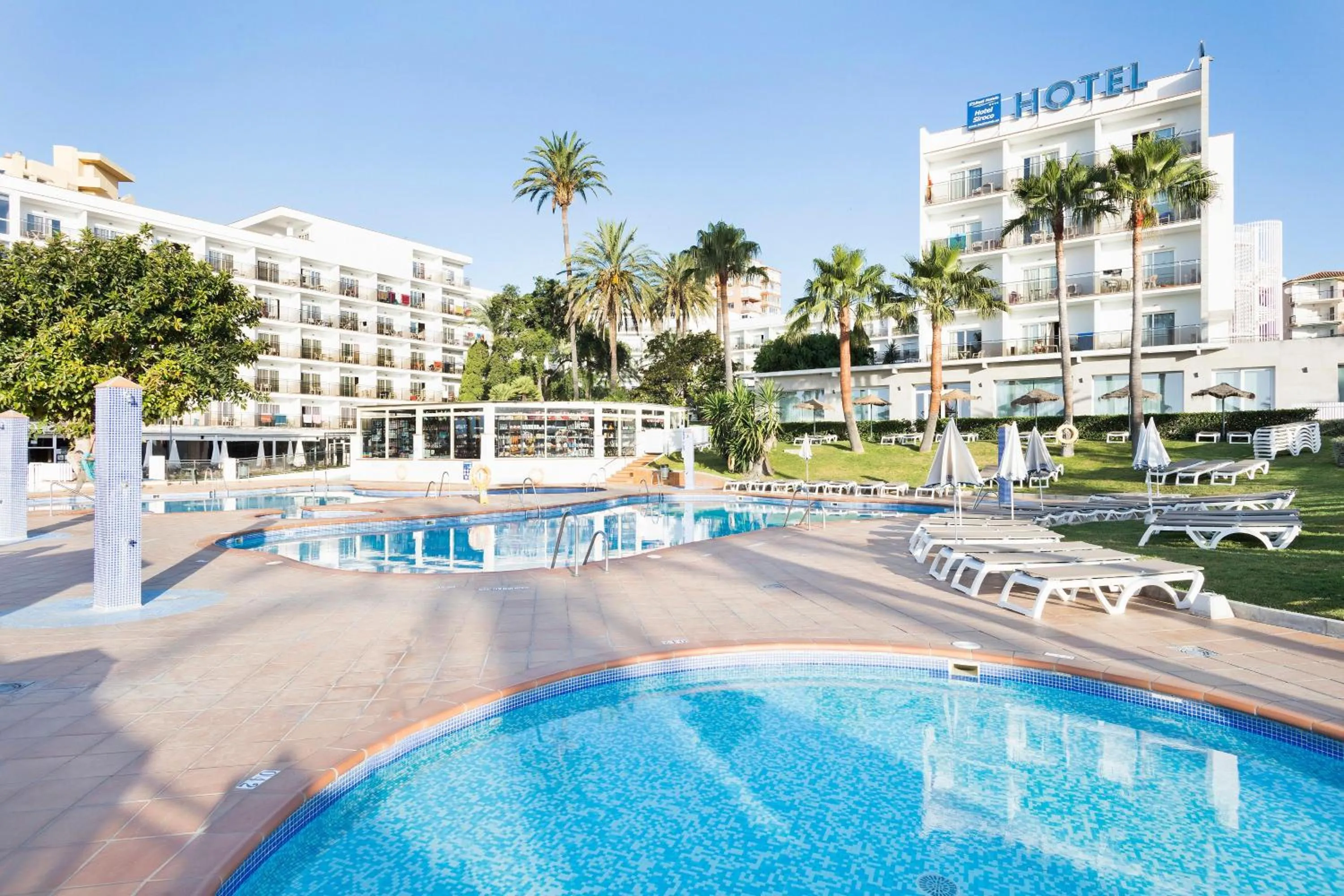 Swimming pool in Hotel Best Siroco