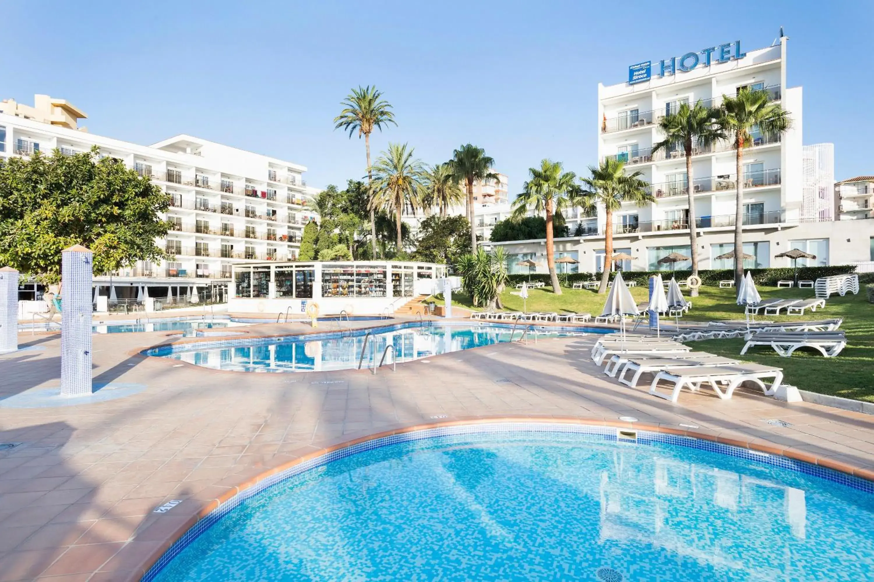 Swimming pool in Hotel Best Siroco Swimming pool in Hotel Best Siroco