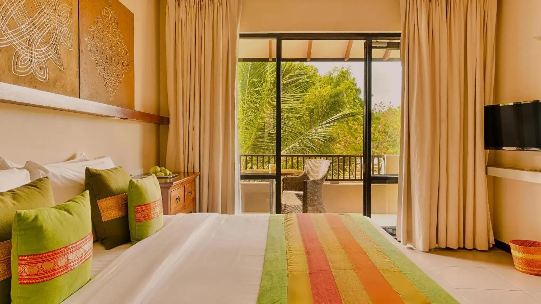 Deluxe Suite in Sunrise Pasikuda Deluxe Suite in Sunrise Pasikuda