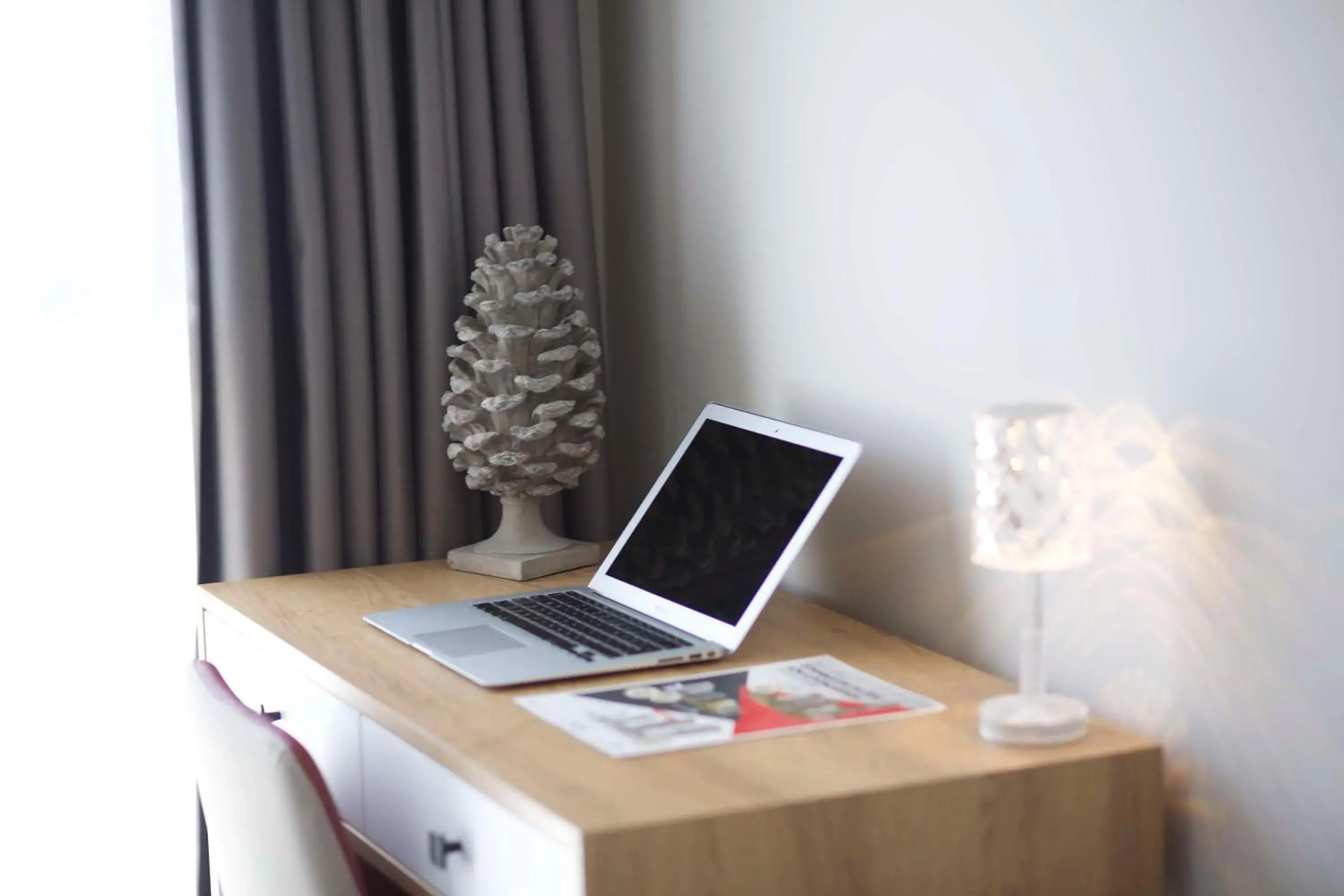 Bedroom in Best Western Plus Hotel & Residences Istanbul Bedroom in Best Western Plus Hotel & Residences Istanbul