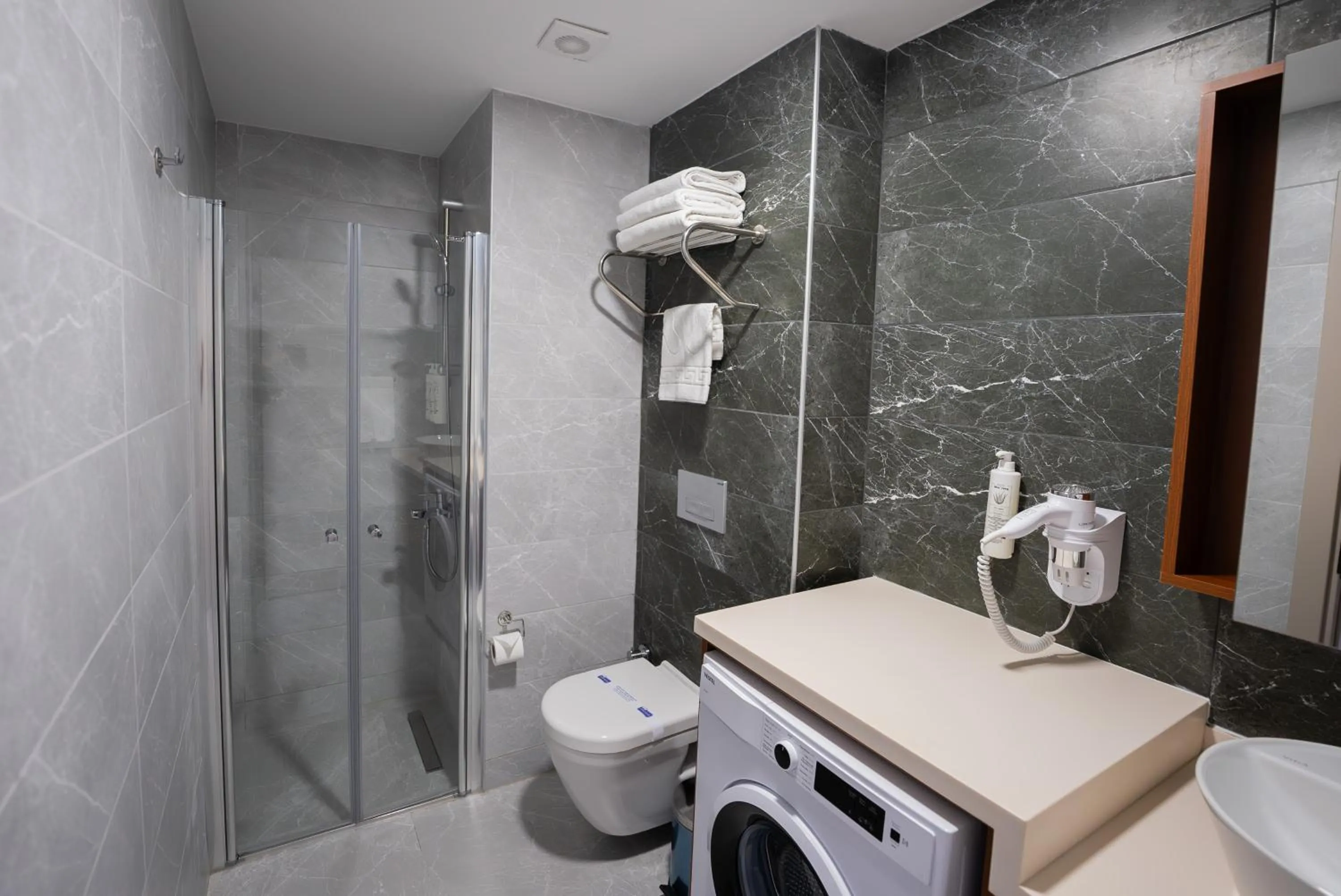 Photo of the whole room in Best Western Plus Hotel & Residences Istanbul