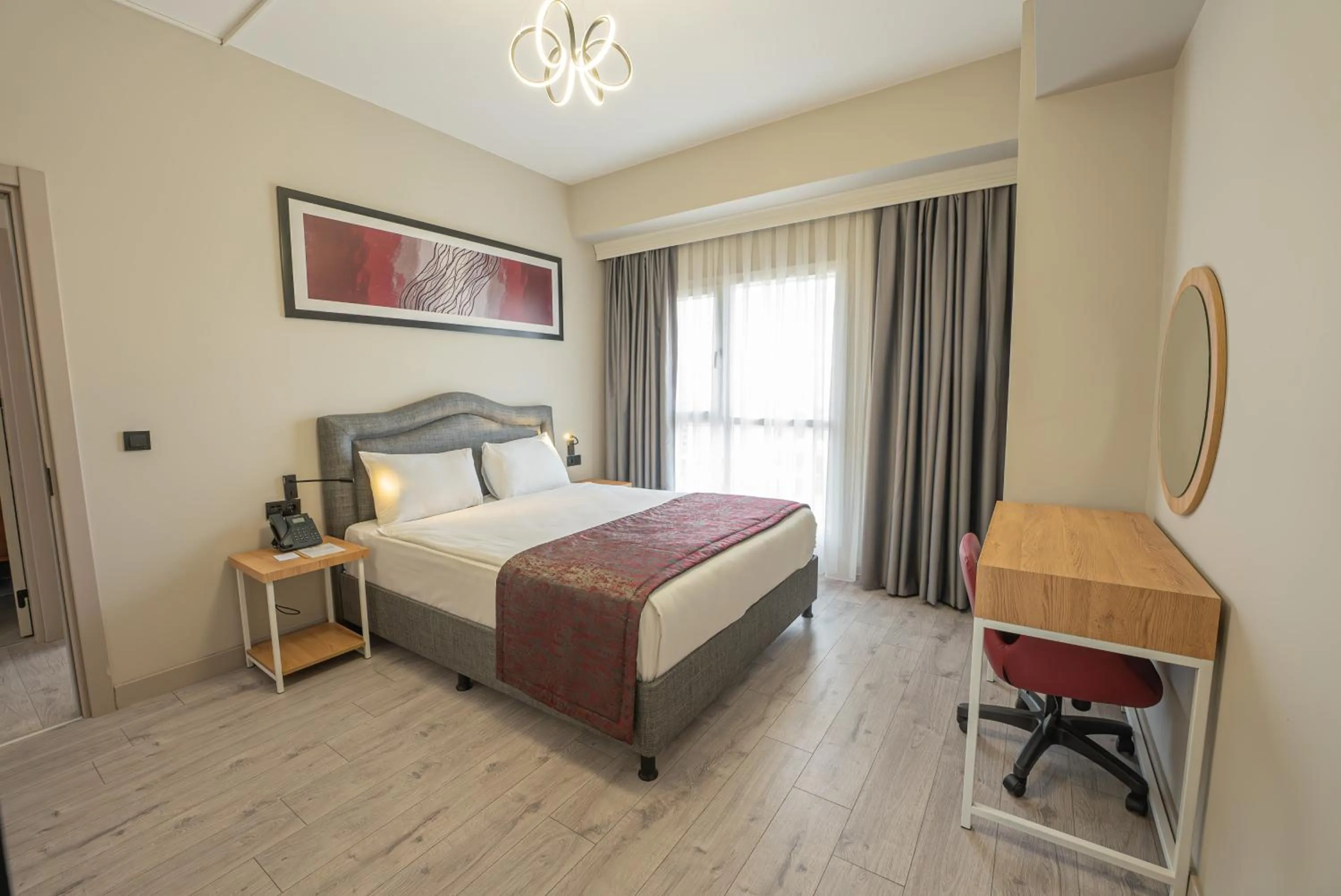 Photo of the whole room, Bed in Best Western Plus Hotel & Residences Istanbul