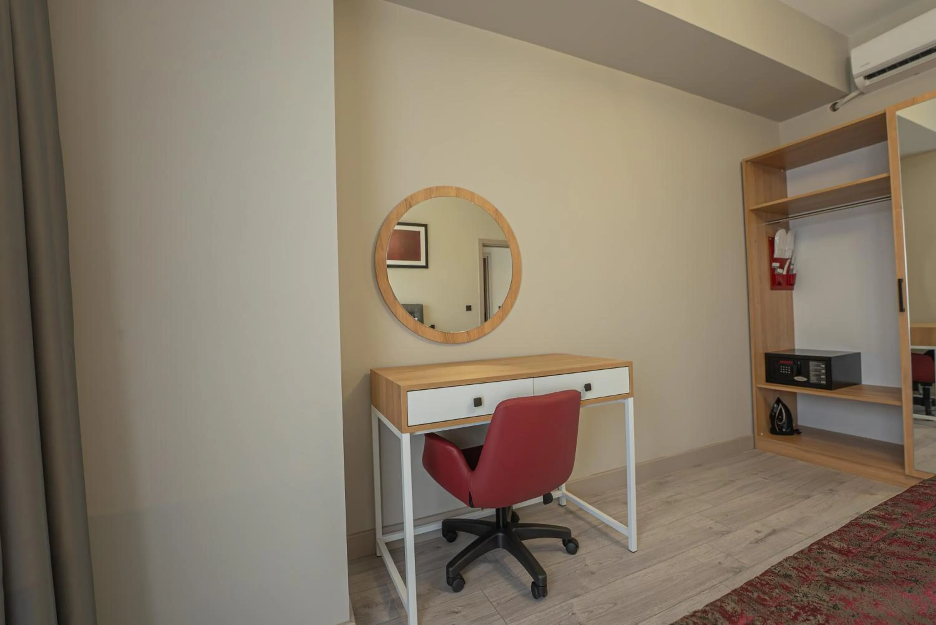 Photo of the whole room in Best Western Plus Hotel & Residences Istanbul