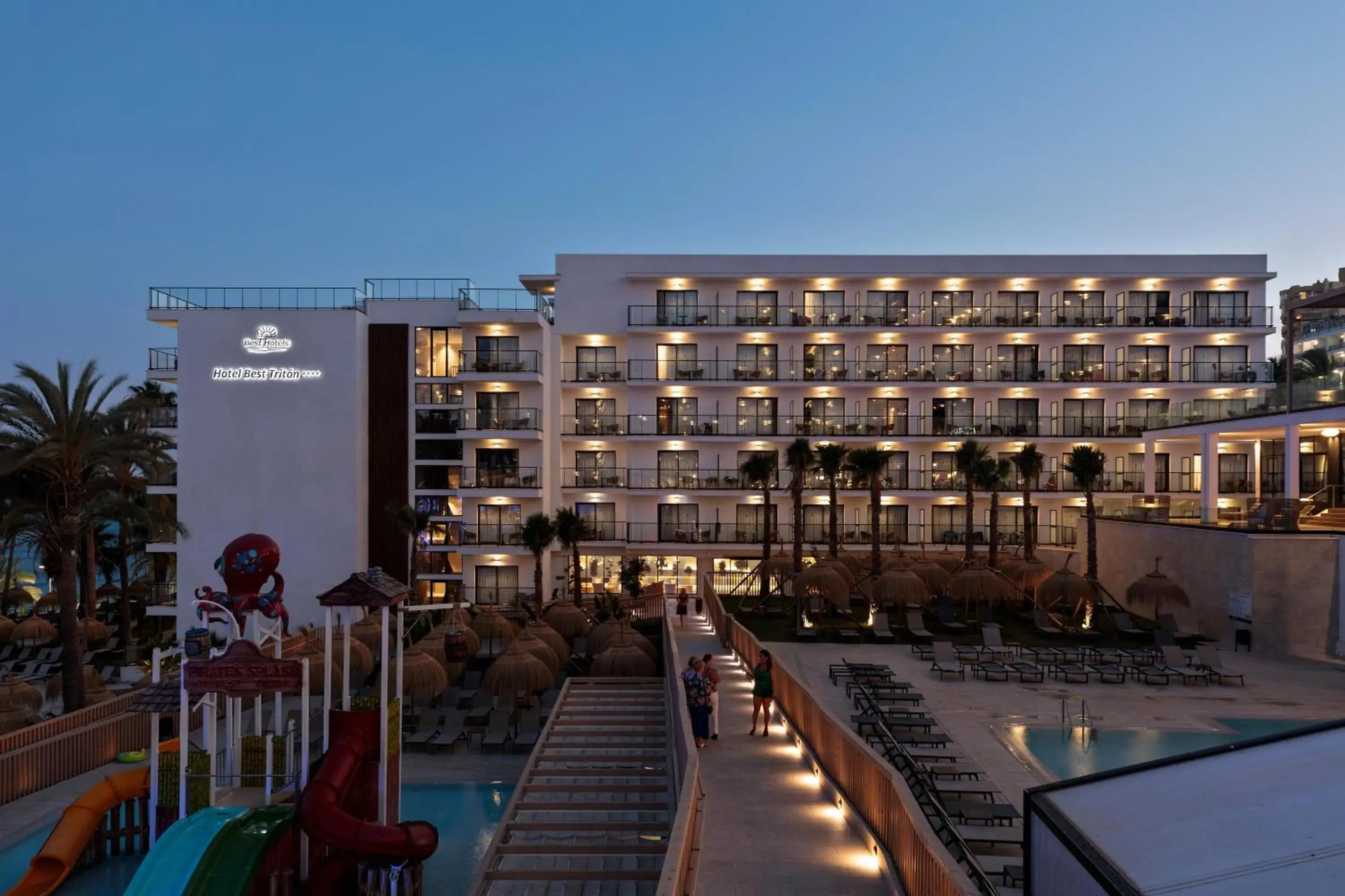 Property building in Hotel Best Triton Property building in Hotel Best Triton