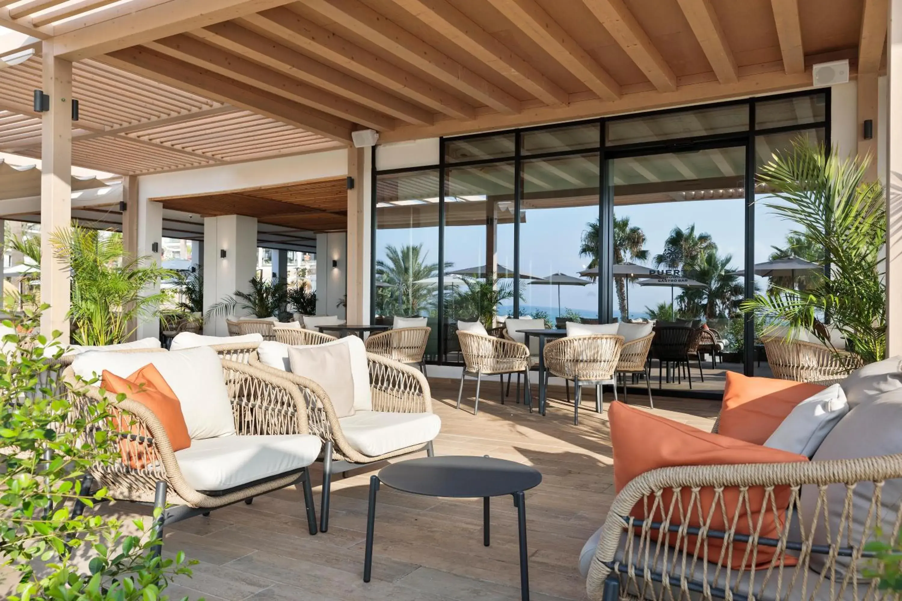 Lounge or bar in Hotel Best Triton Lounge or bar in Hotel Best Triton