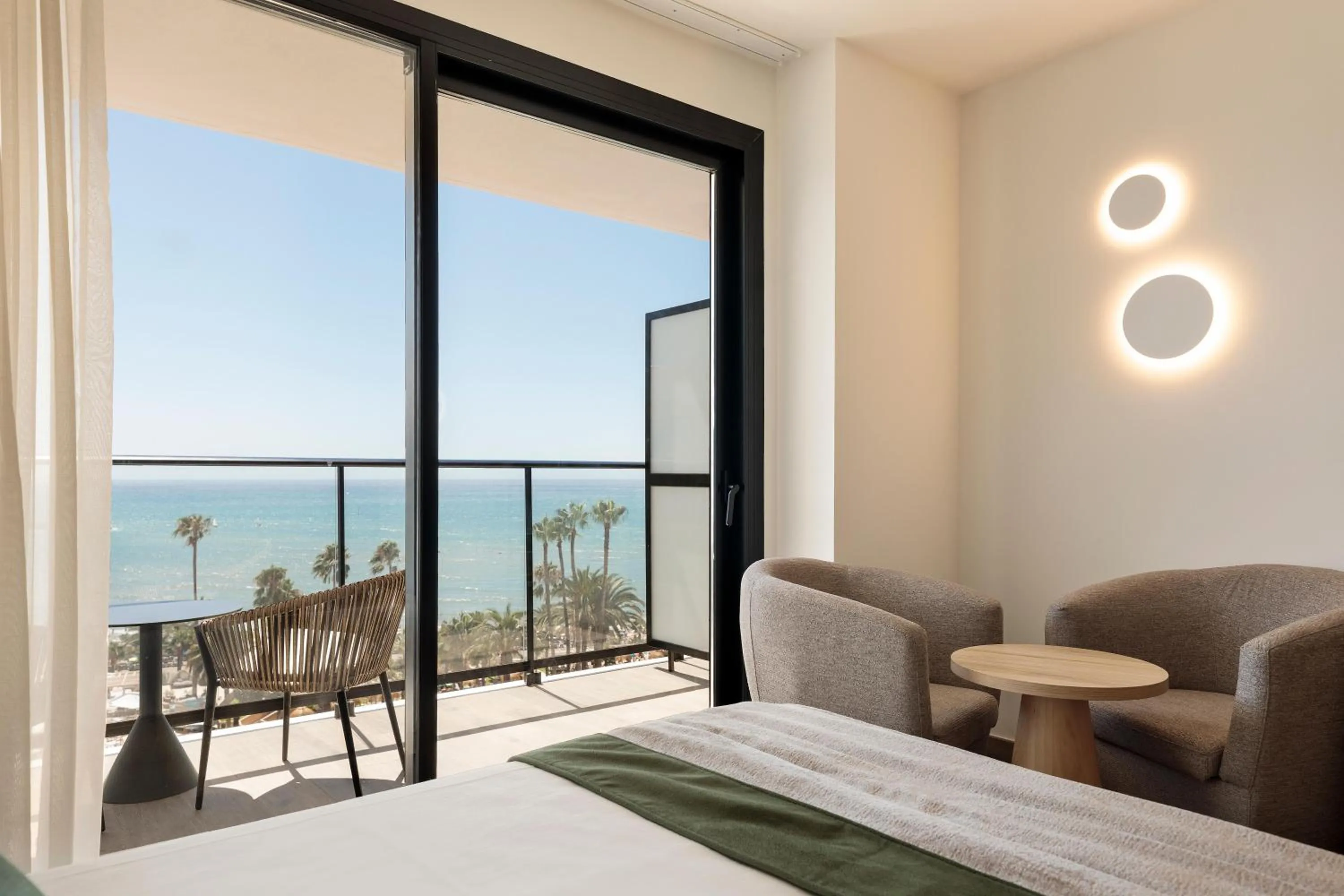 Photo of the whole room, Bed in Hotel Best Triton