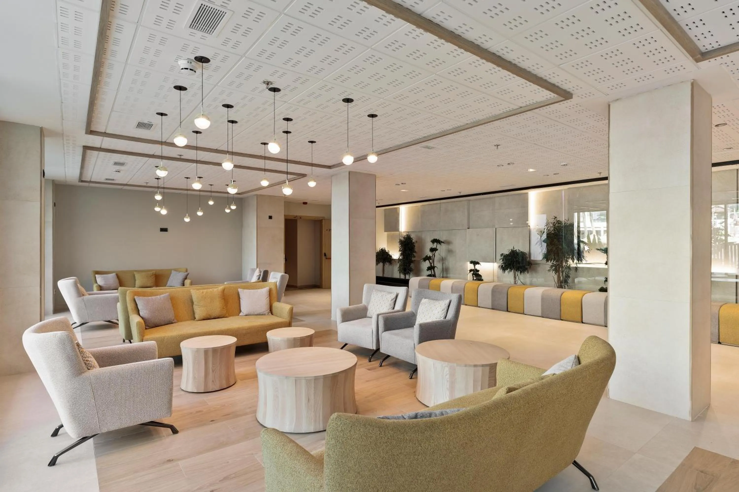 Lobby or reception in Hotel Best Triton