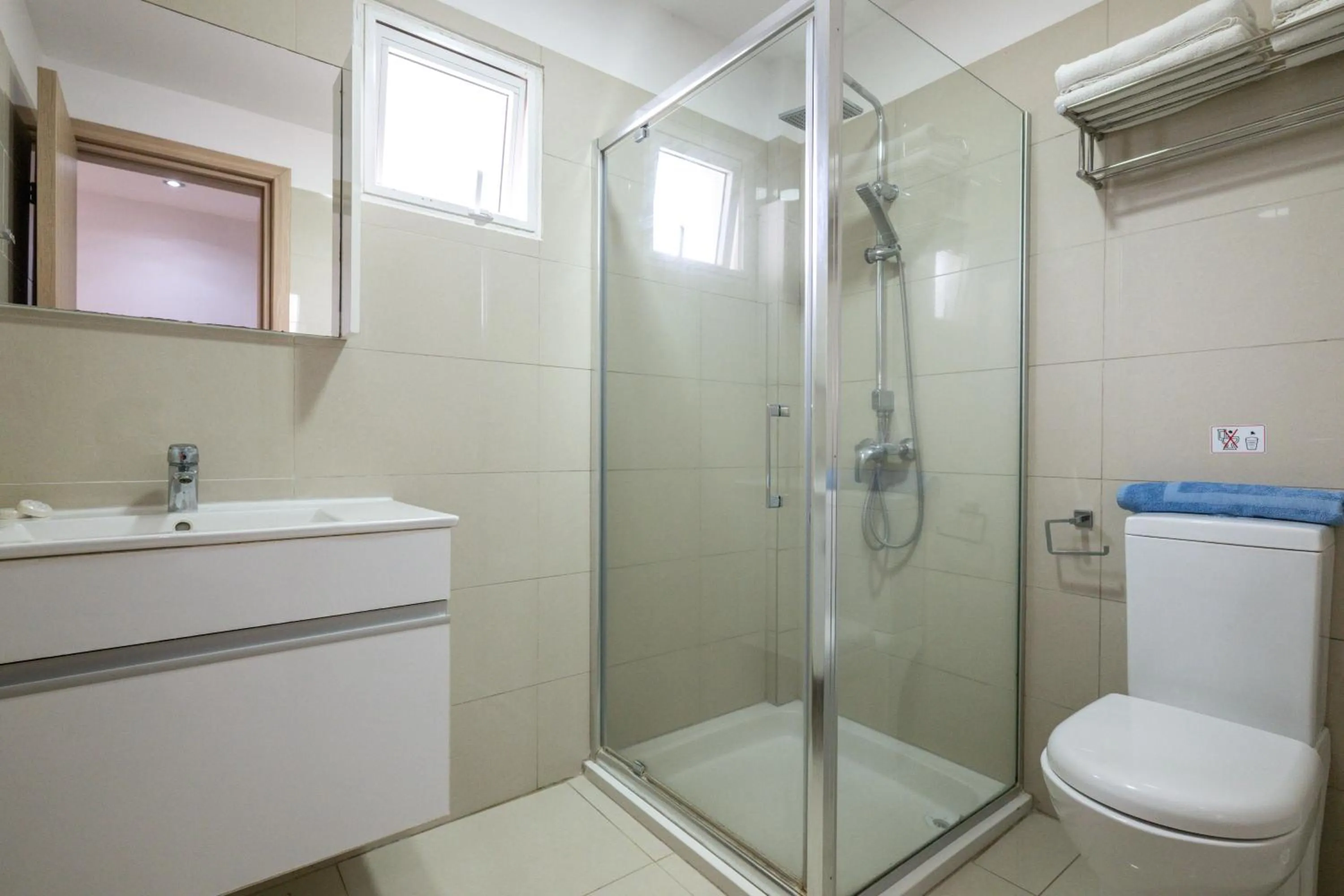 Bathroom in Bellini Hotel