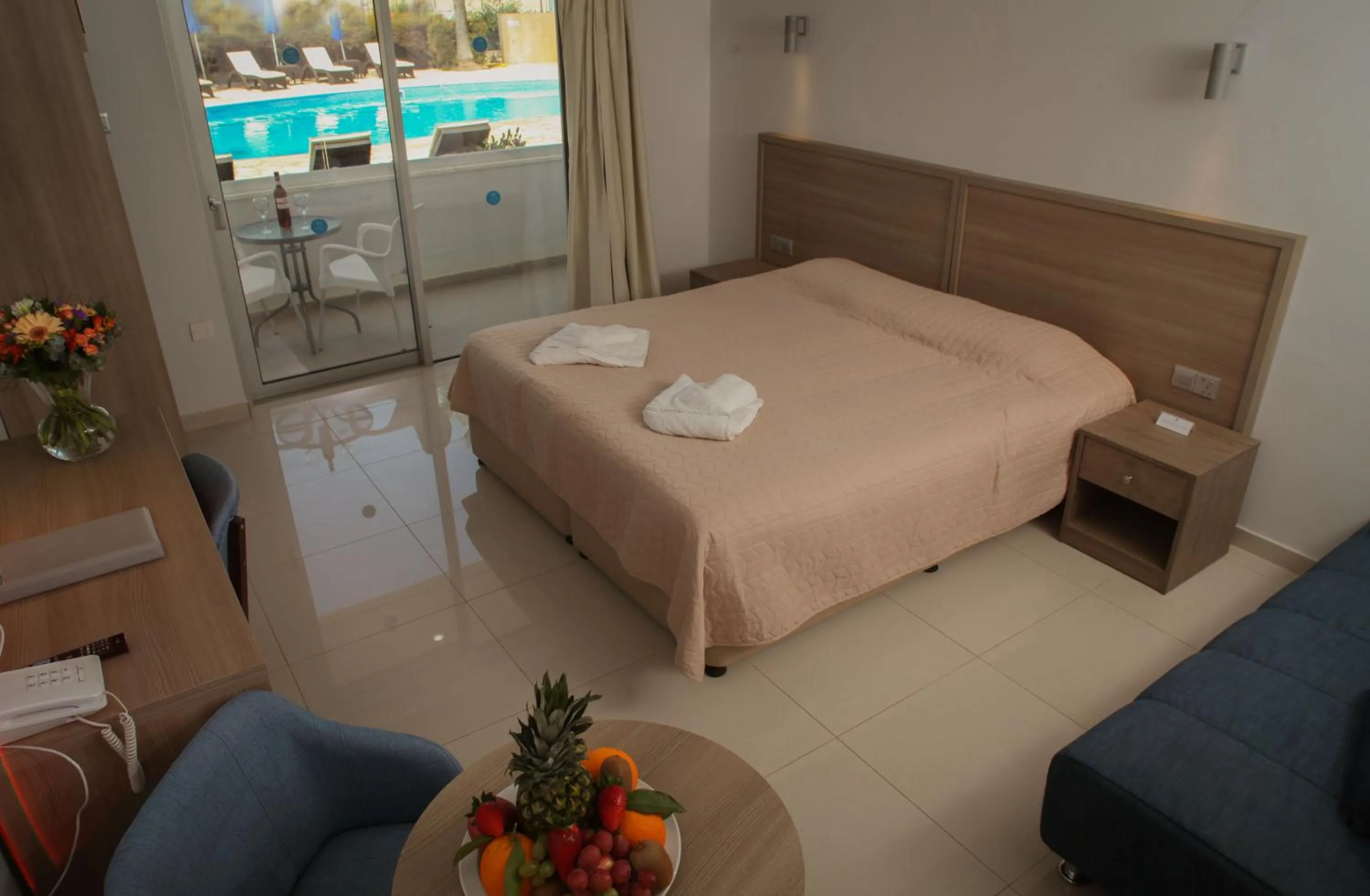 Bedroom, Bed in Bellini Hotel