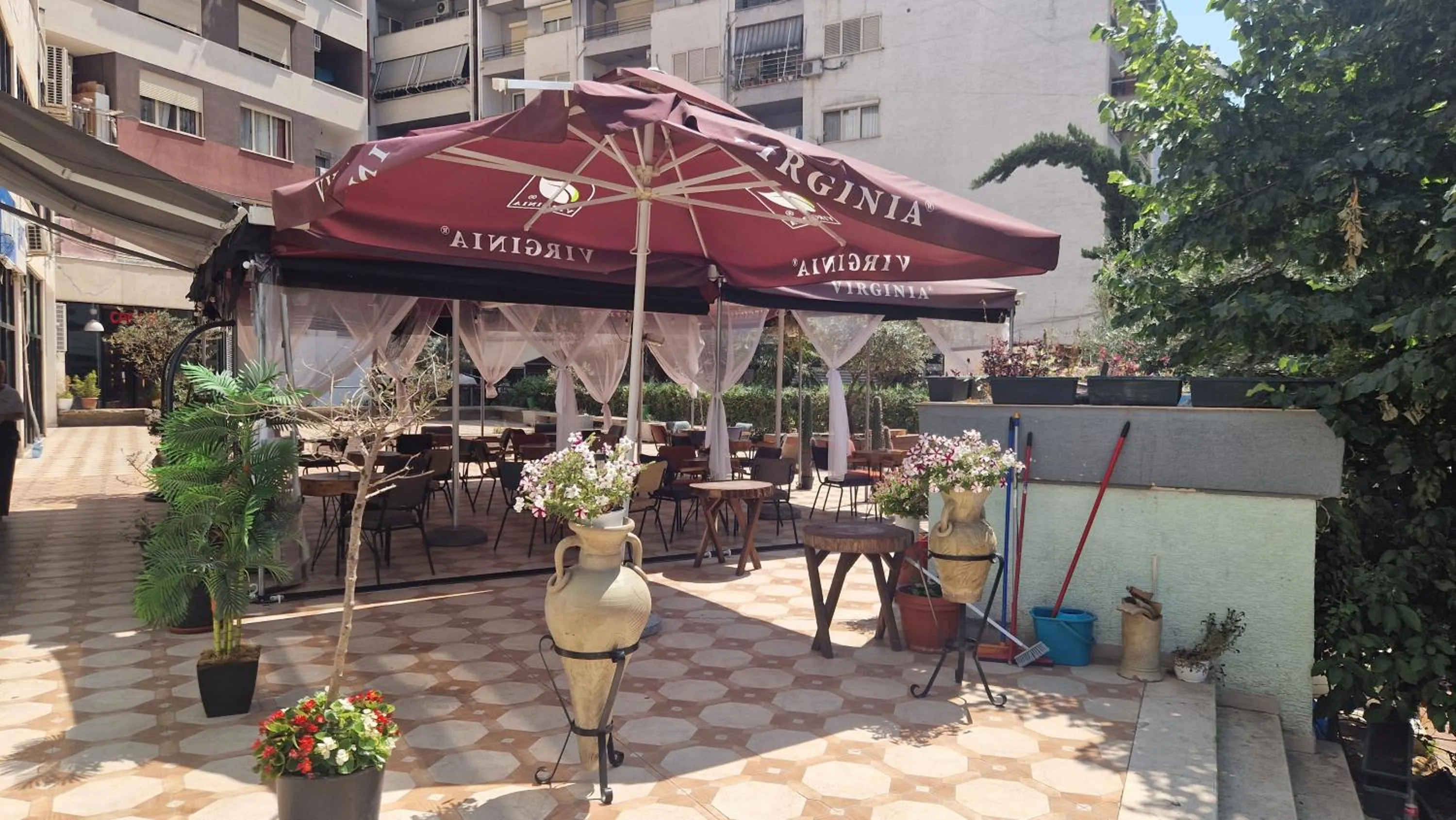 Lounge or bar in Frekel Hotel