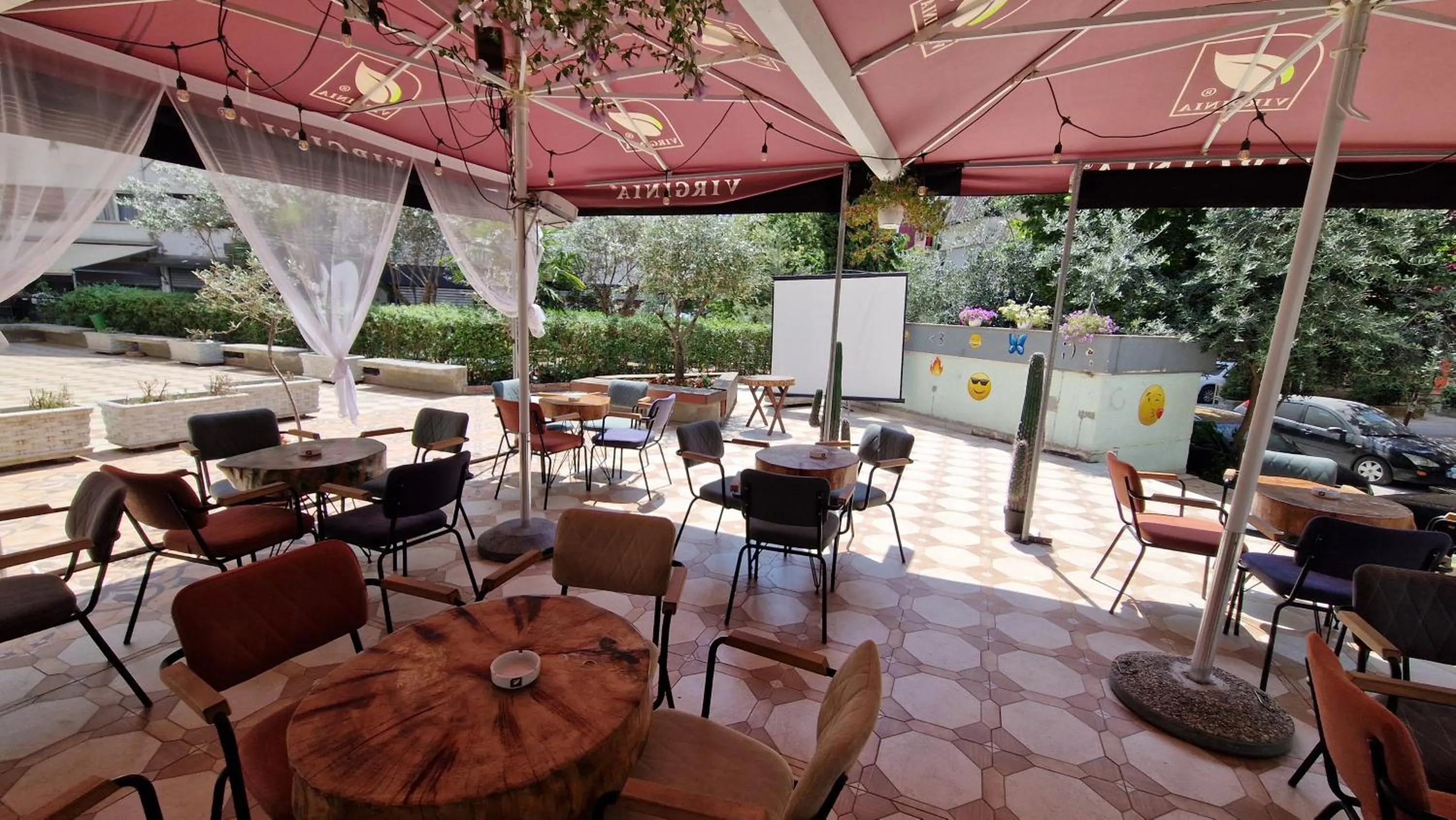 Lounge or bar in Frekel Hotel