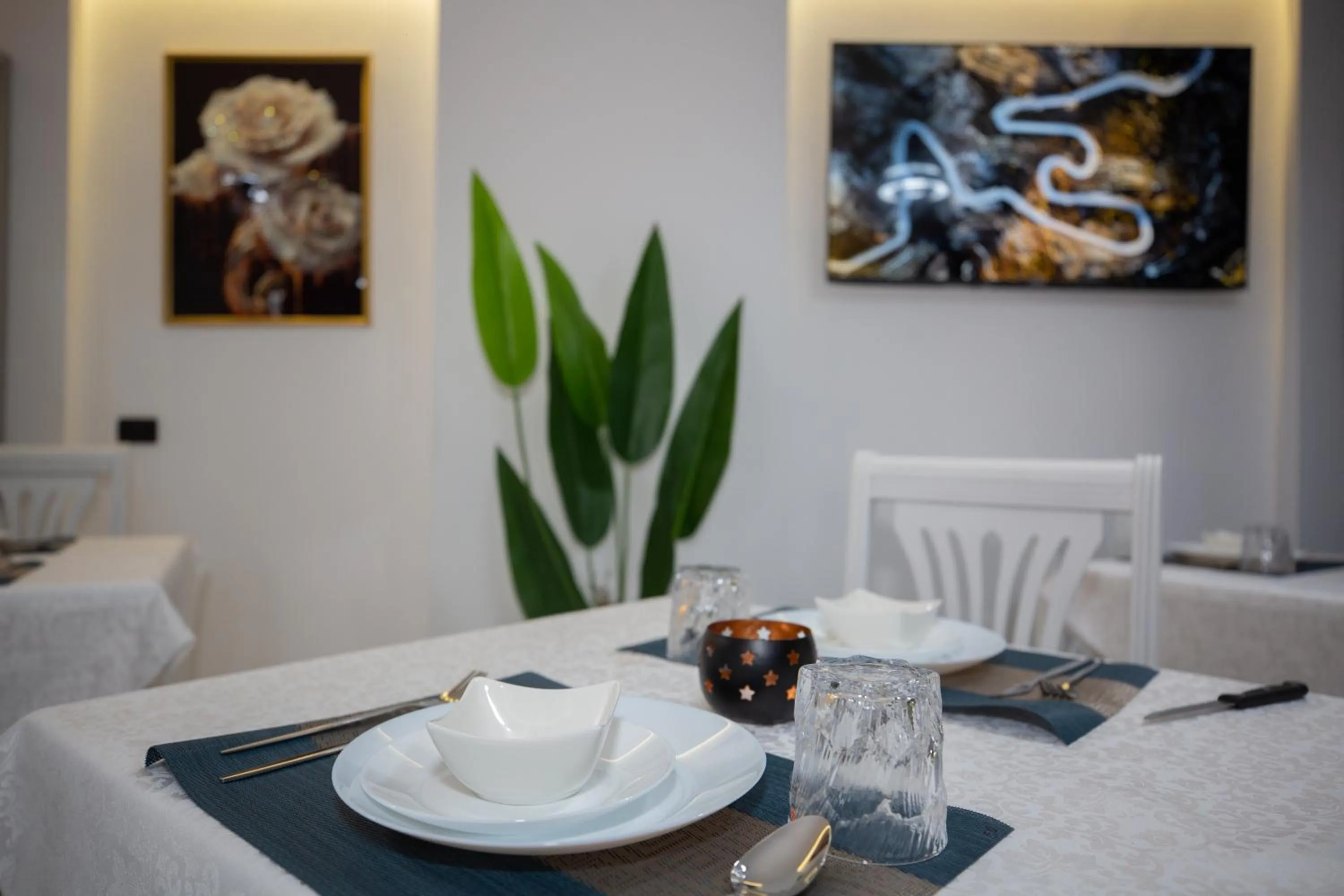 Decorative detail in Frekel Hotel