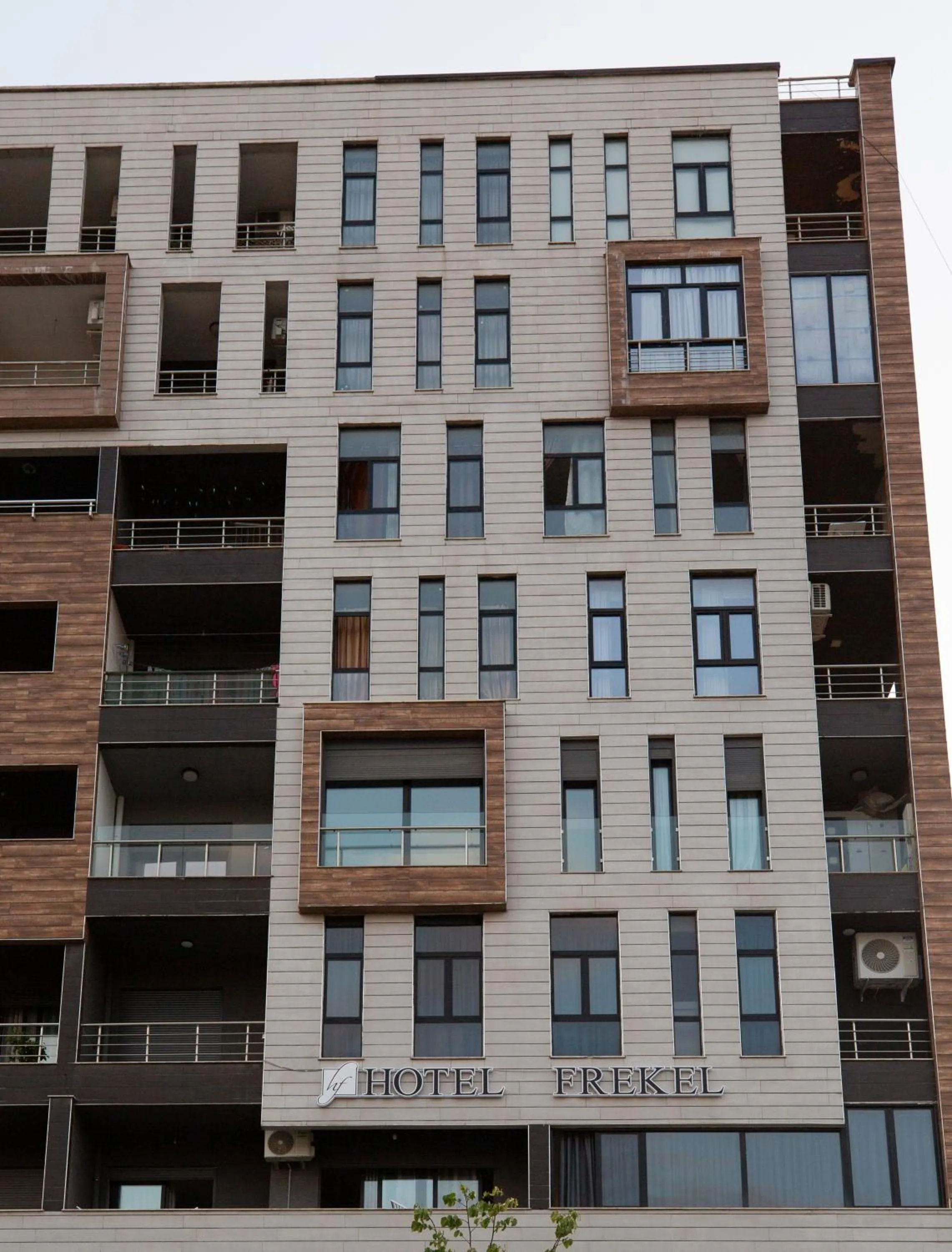 Property building in Frekel Hotel