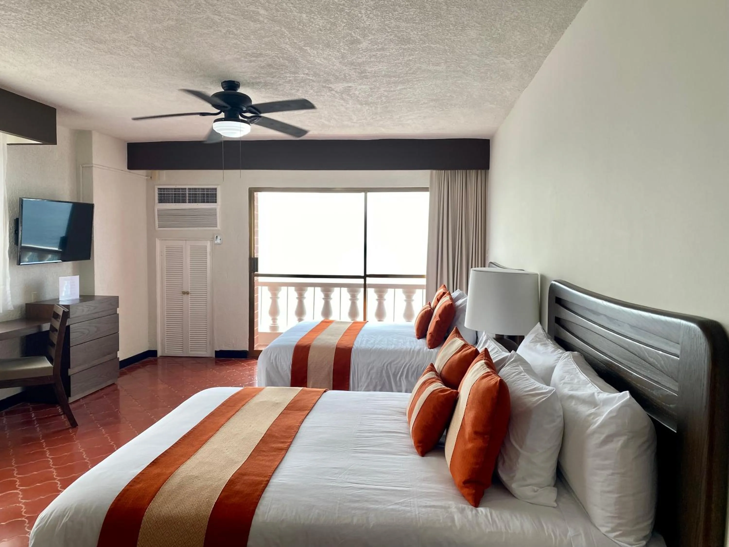 Bedroom, Bed in Costa Sur Resort, Classico Collection by Sonesta