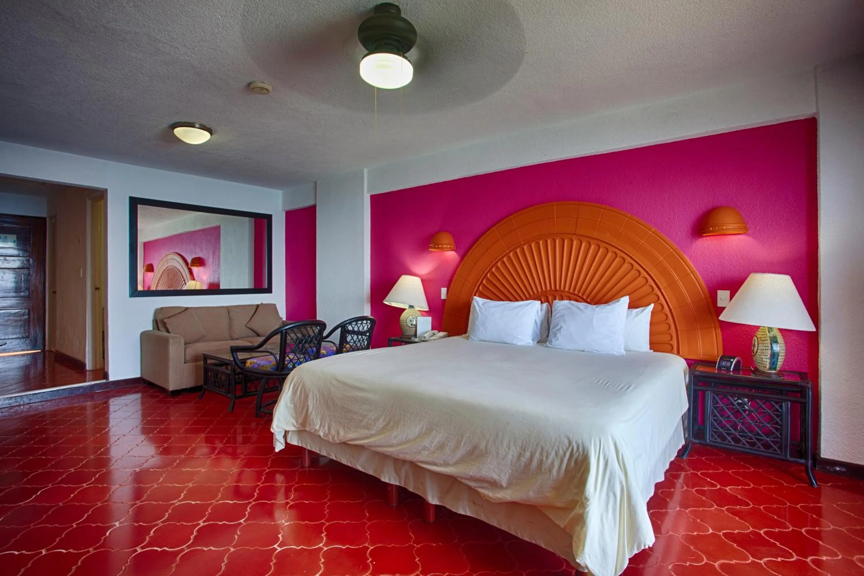 Bedroom, Bed in Costa Sur Resort, Classico Collection by Sonesta