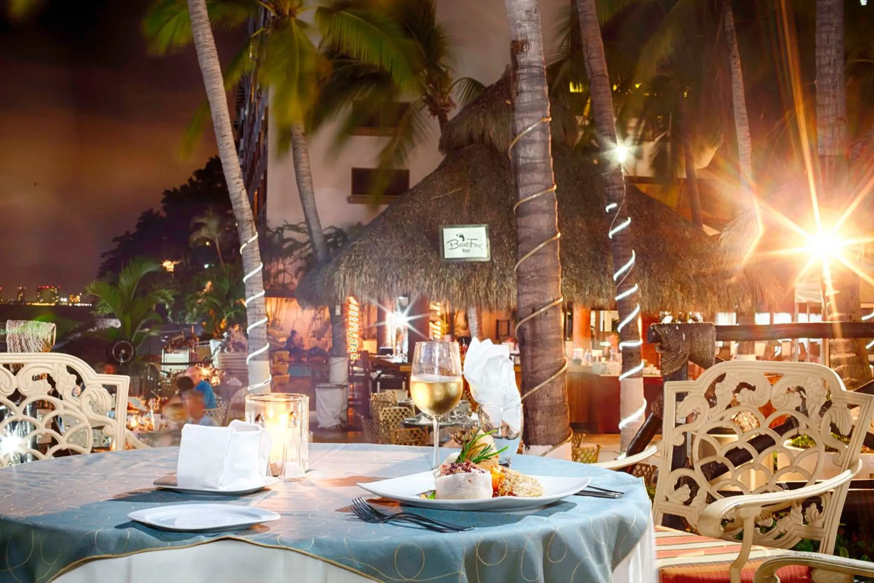 Restaurant/places to eat in Costa Sur Resort, Classico Collection by Sonesta Restaurant/places to eat in Costa Sur Resort, Classico Collection by Sonesta